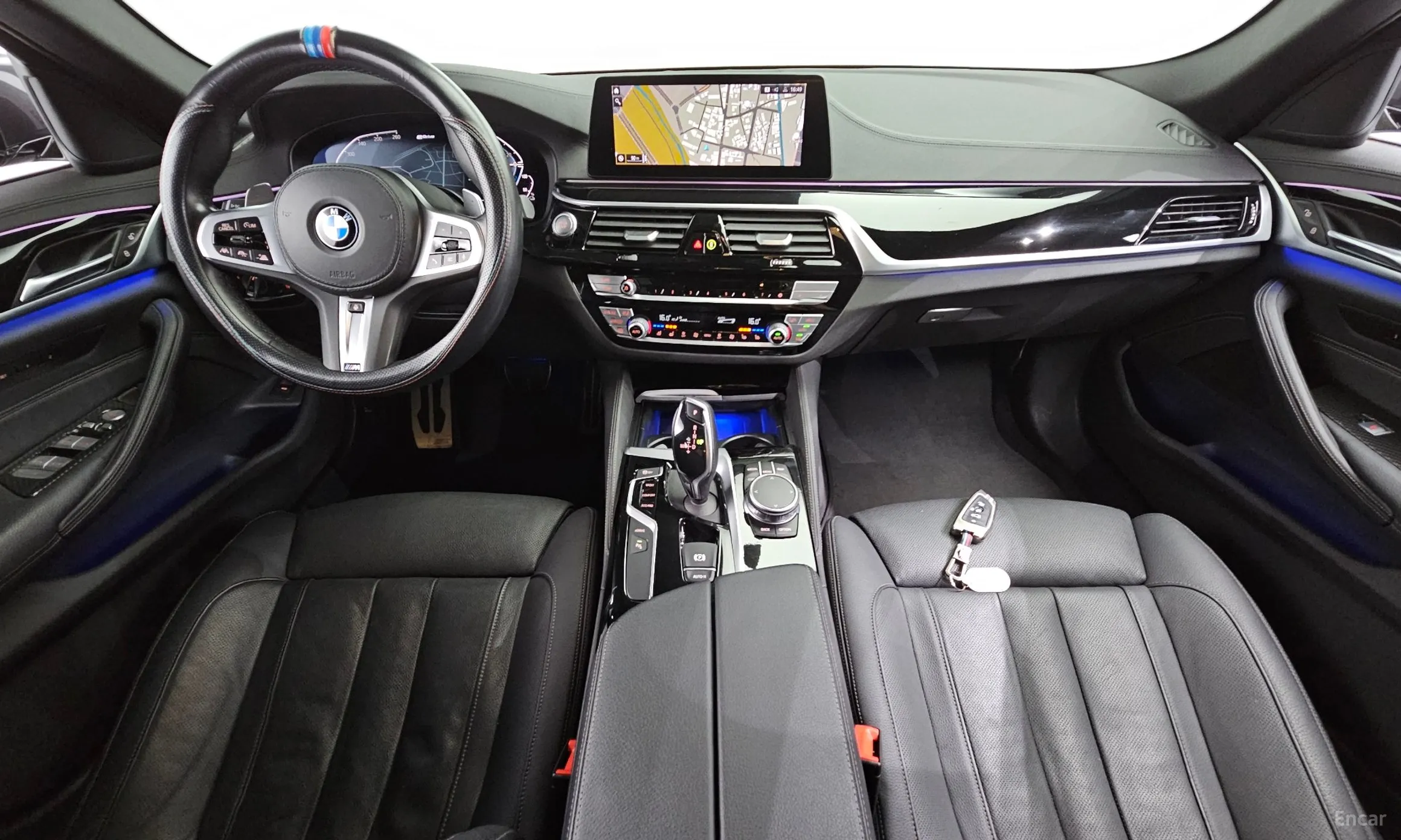 BMW 5 Series (G30) превью 4