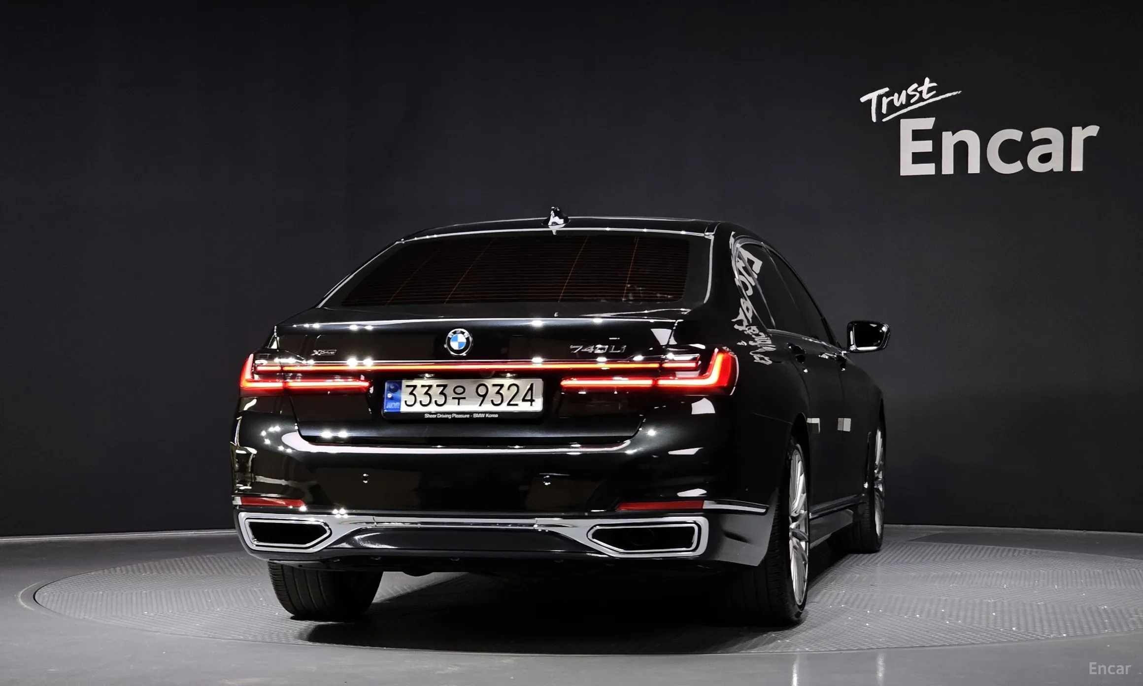 BMW 7 Series (G11) превью 3