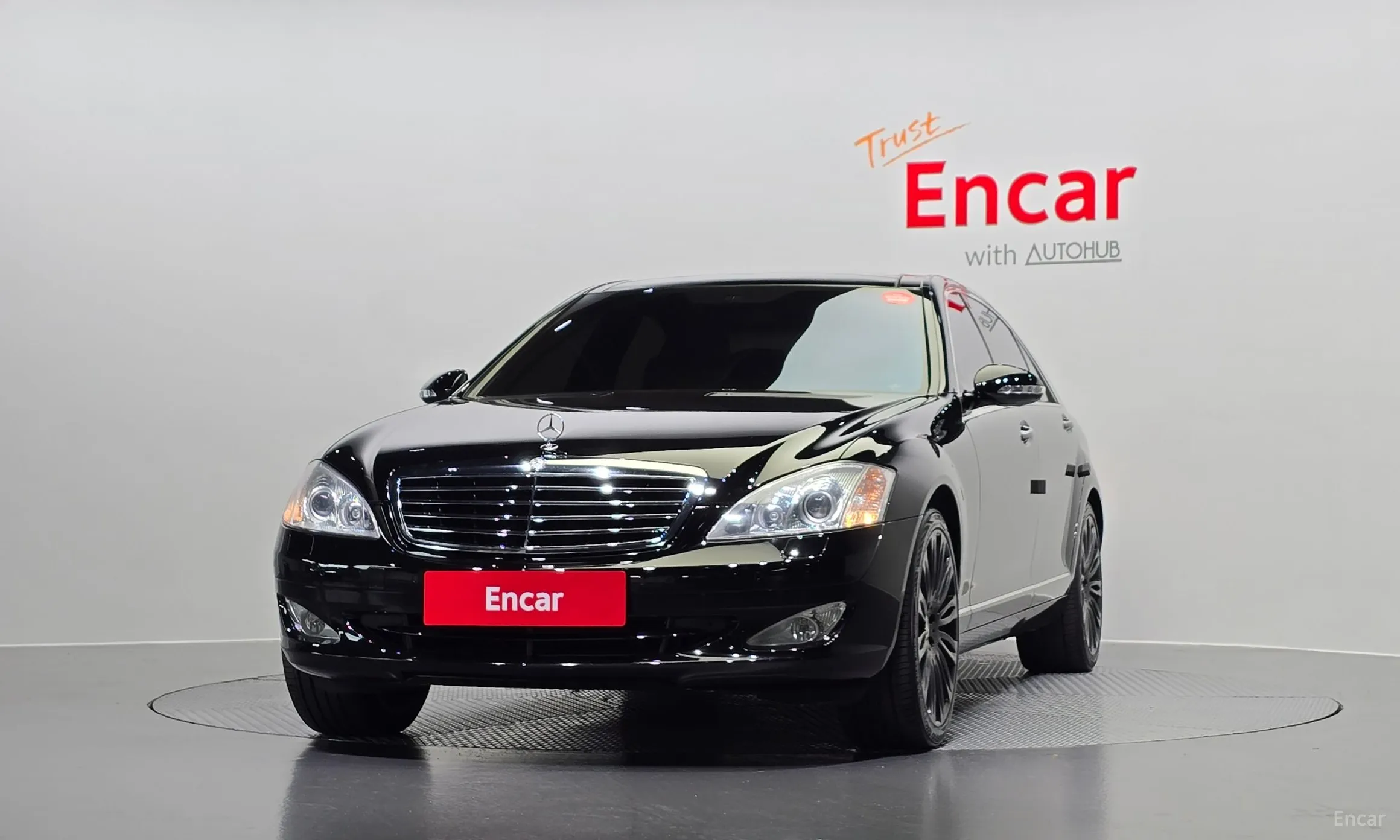 Mercedes Benz S-Class W221