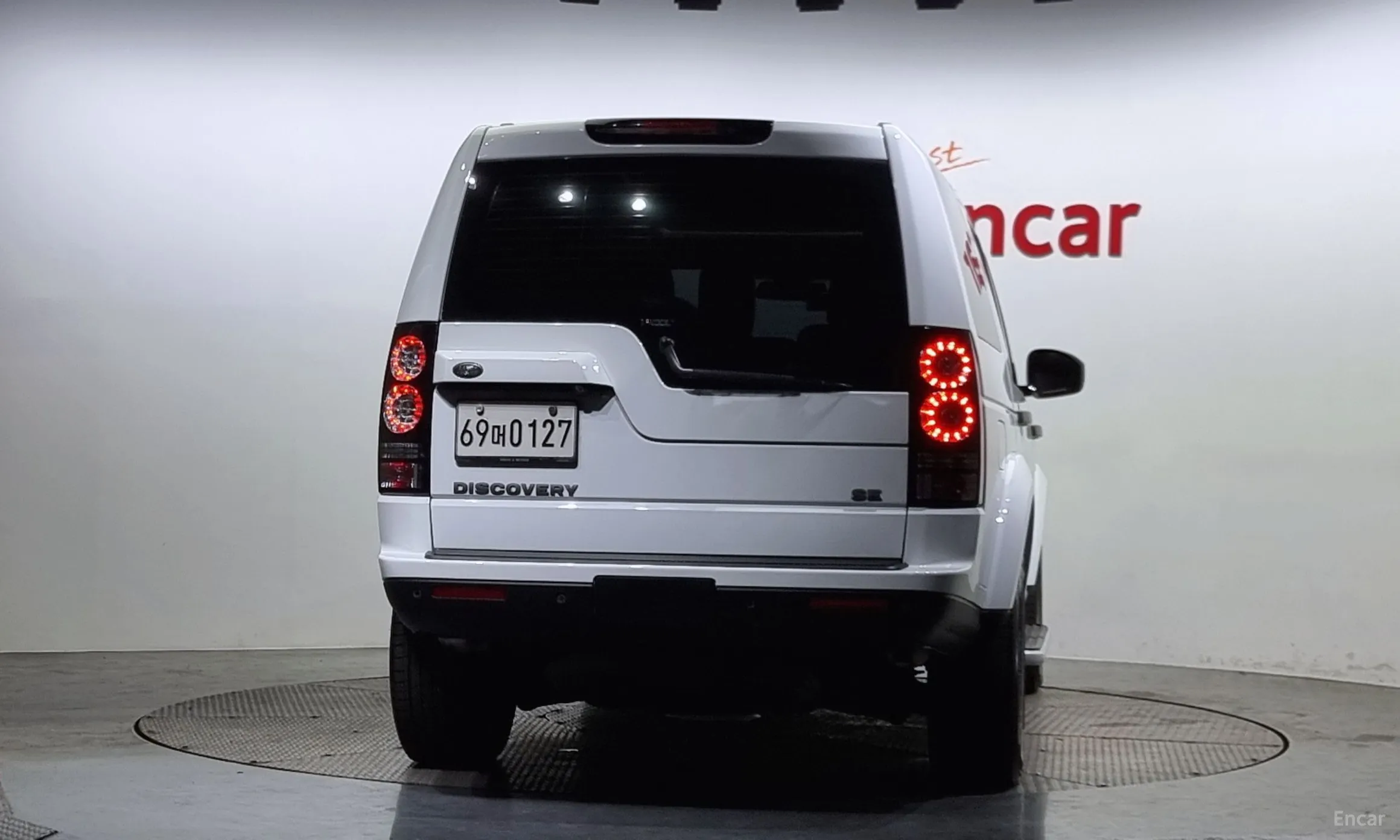 Land Rover Discovery 4 превью 3