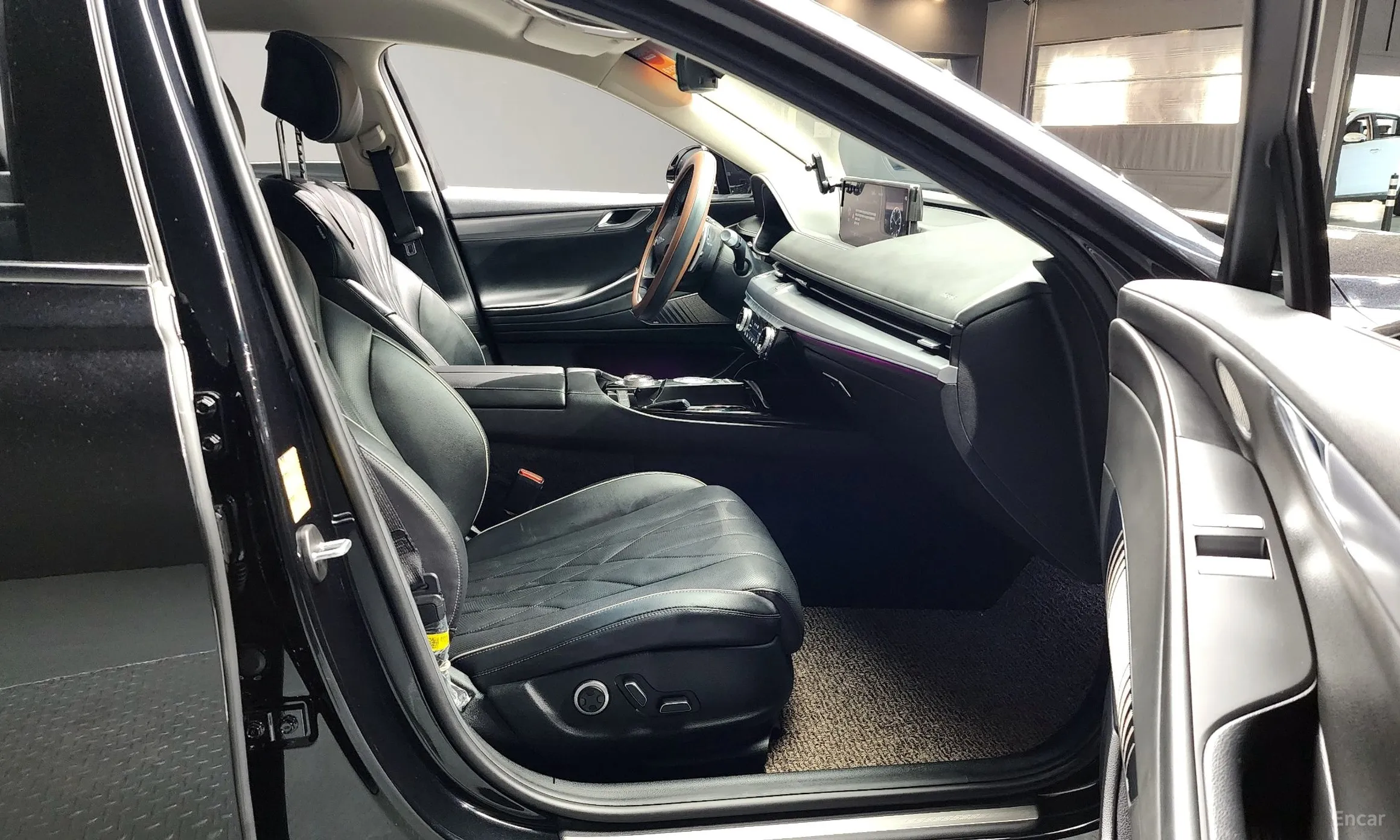 Genesis G80 (RG3) превью 10