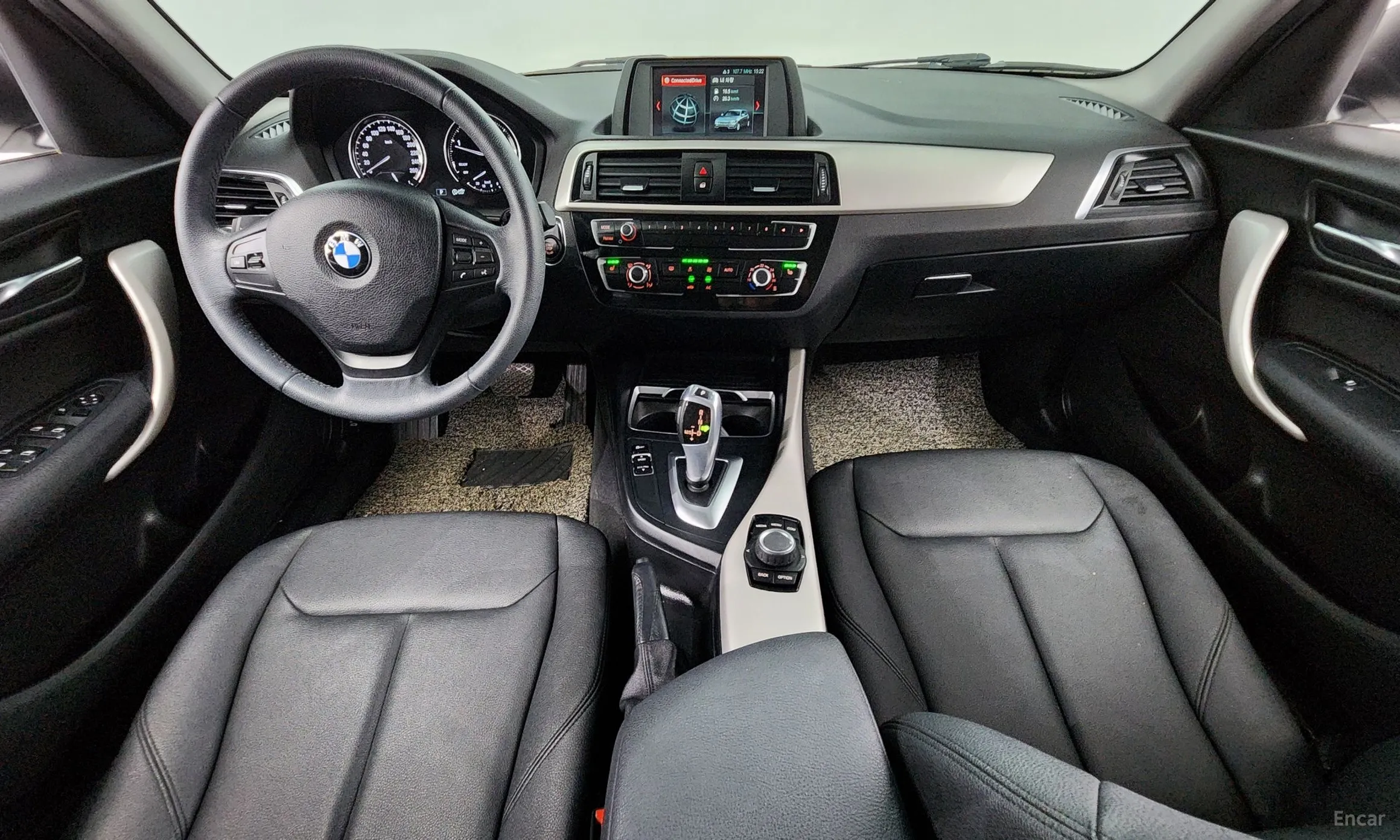 BMW 1 Series (F20) превью 4