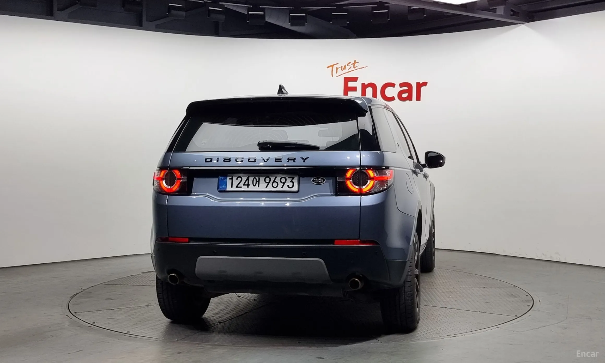 Land Rover Discovery Sports превью 3