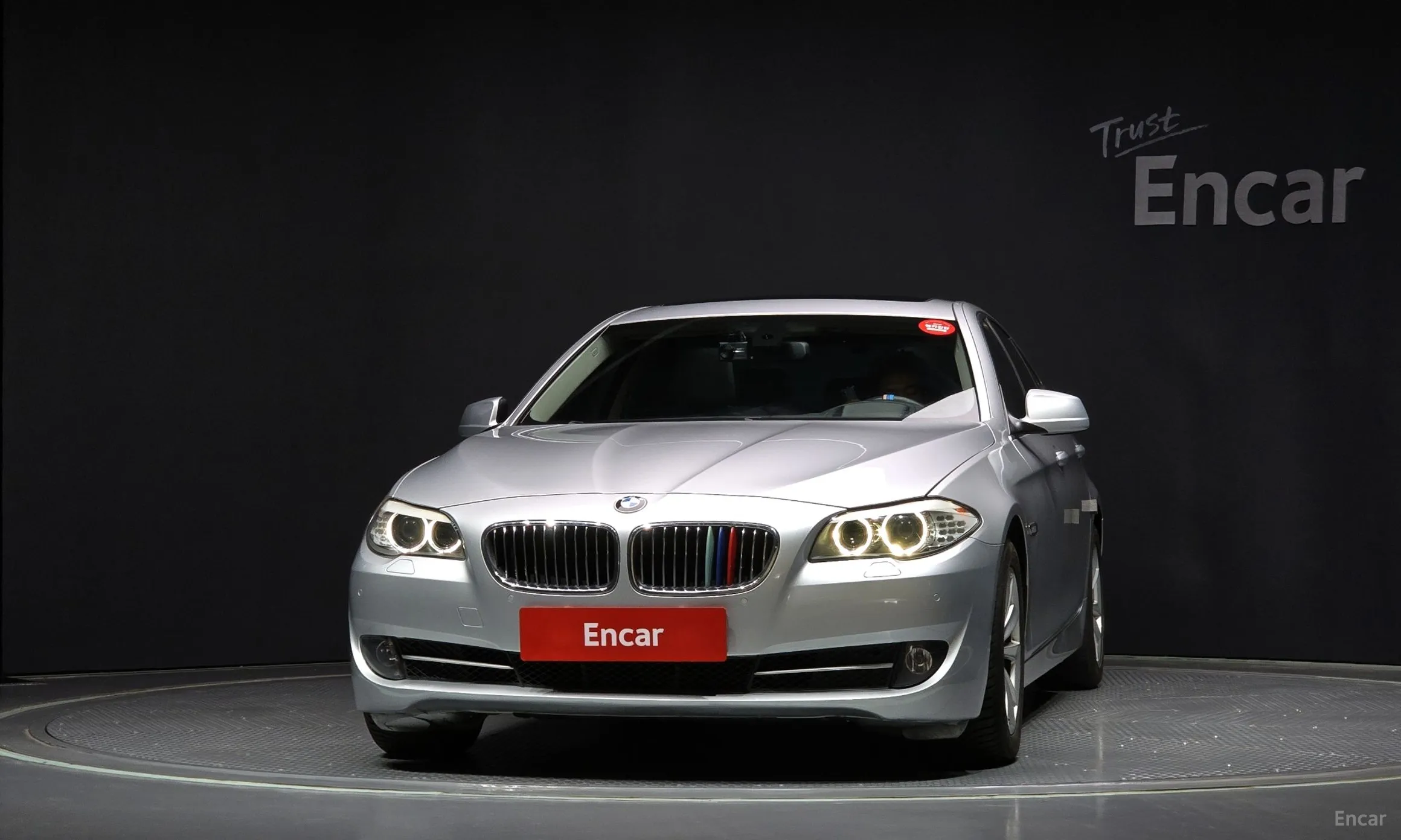 BMW 5 Series (F10) превью 2