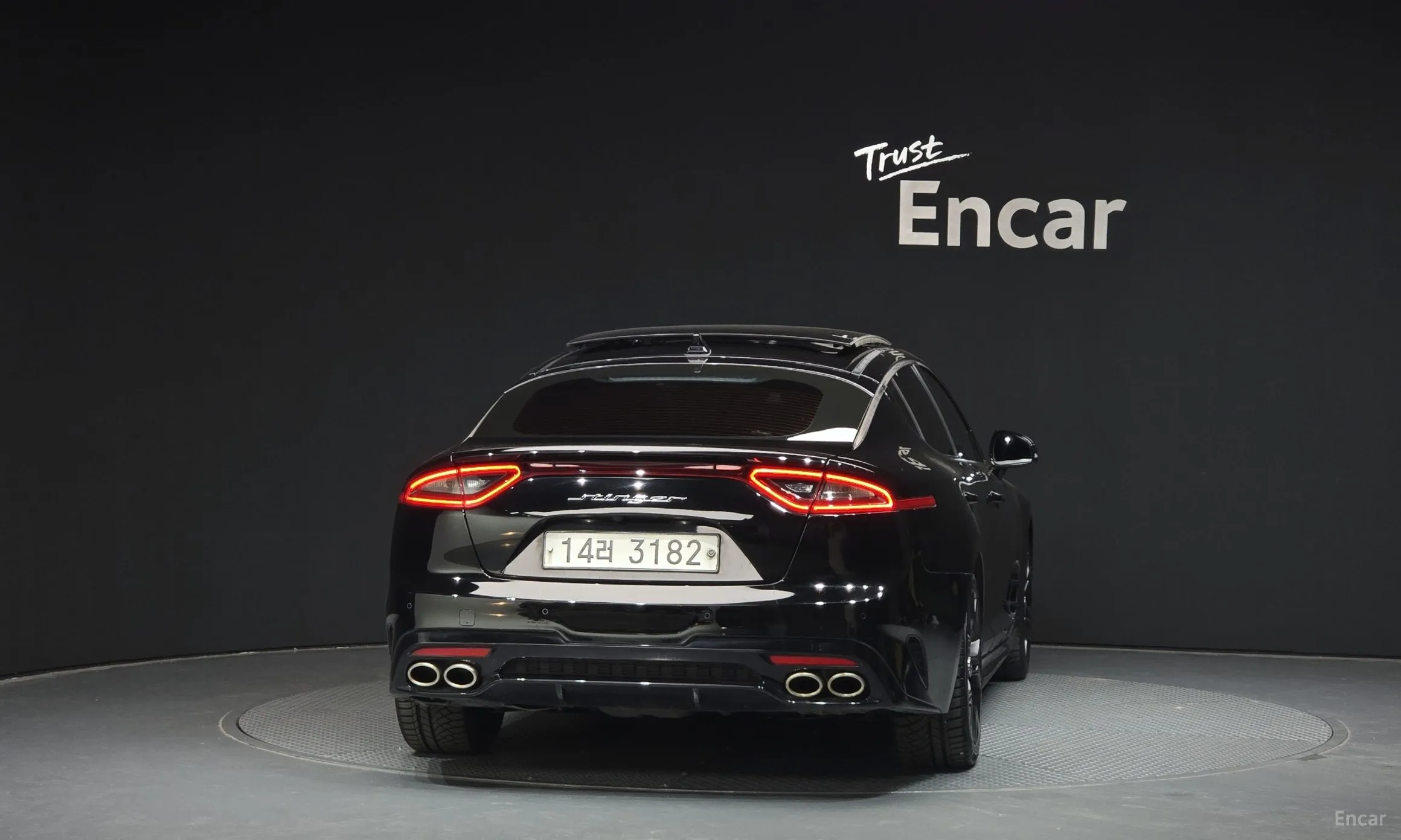 Kia Stinger превью 3