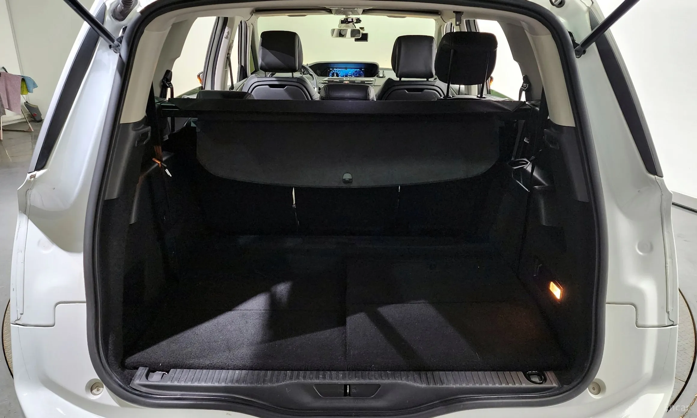 Citroën/DS Grand C4 Picasso превью 20