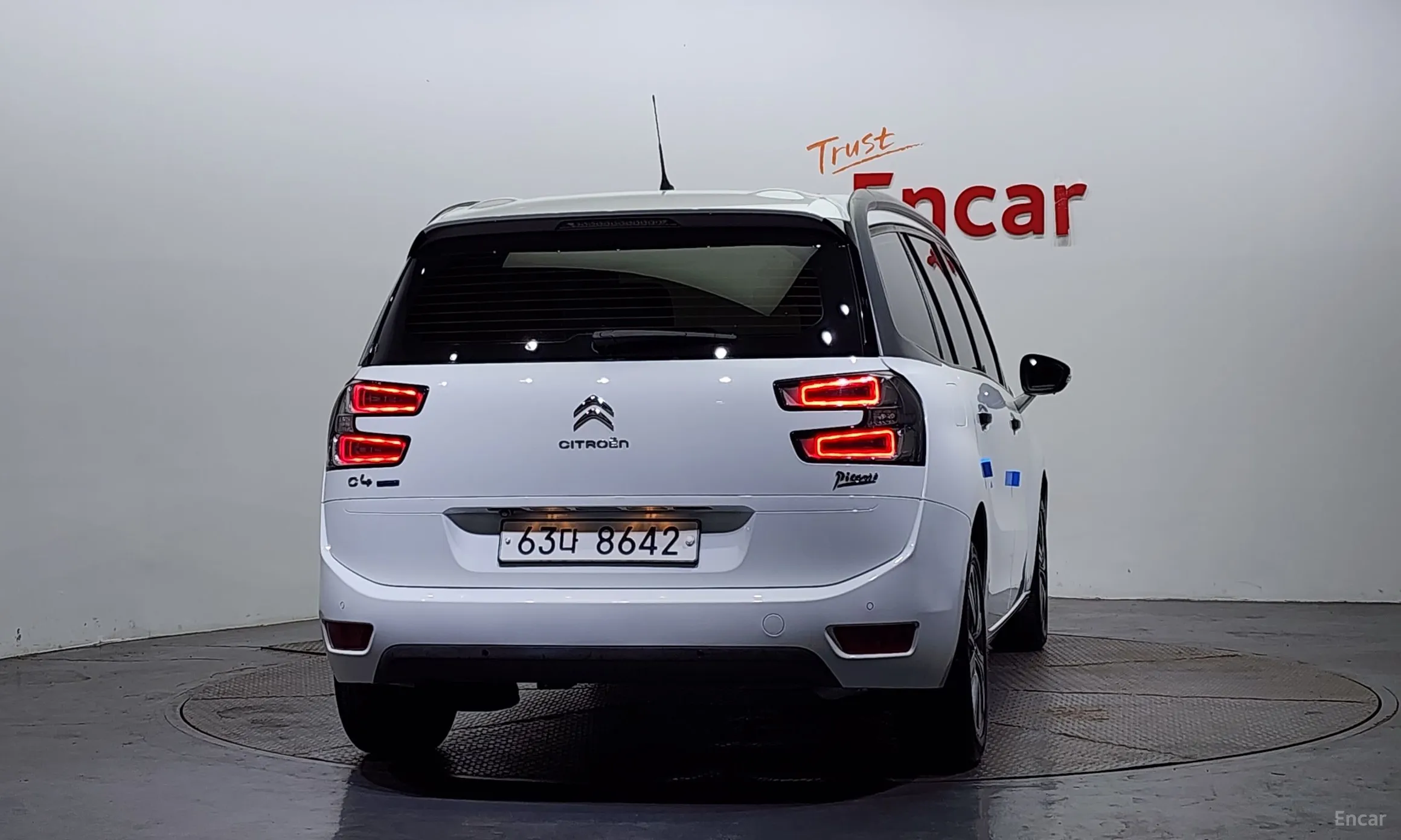 Citroën/DS Grand C4 Picasso превью 4