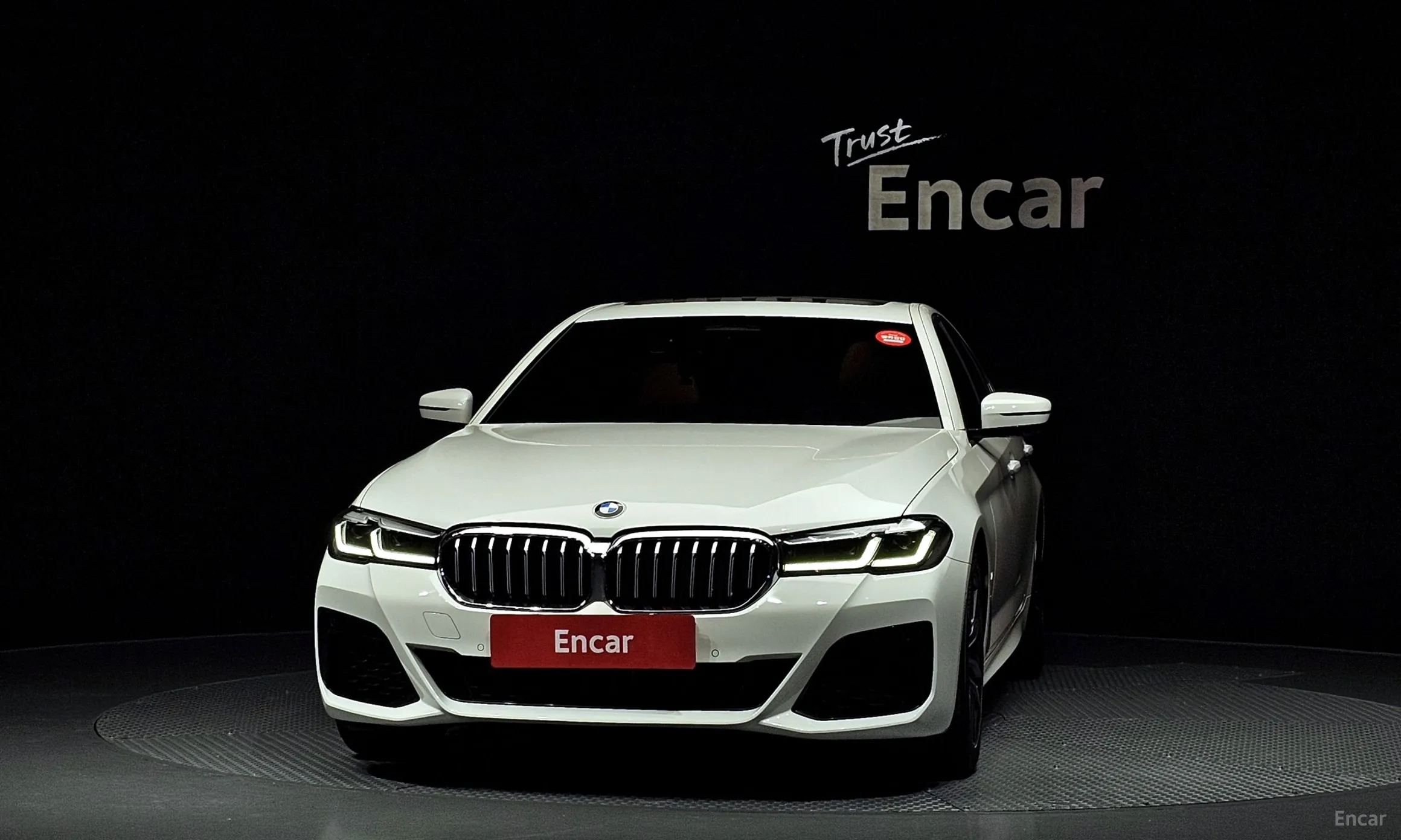 BMW 5 Series (G30)