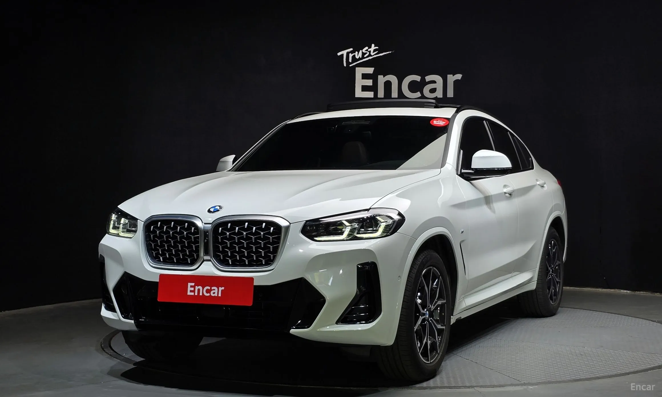 X4 (G02)