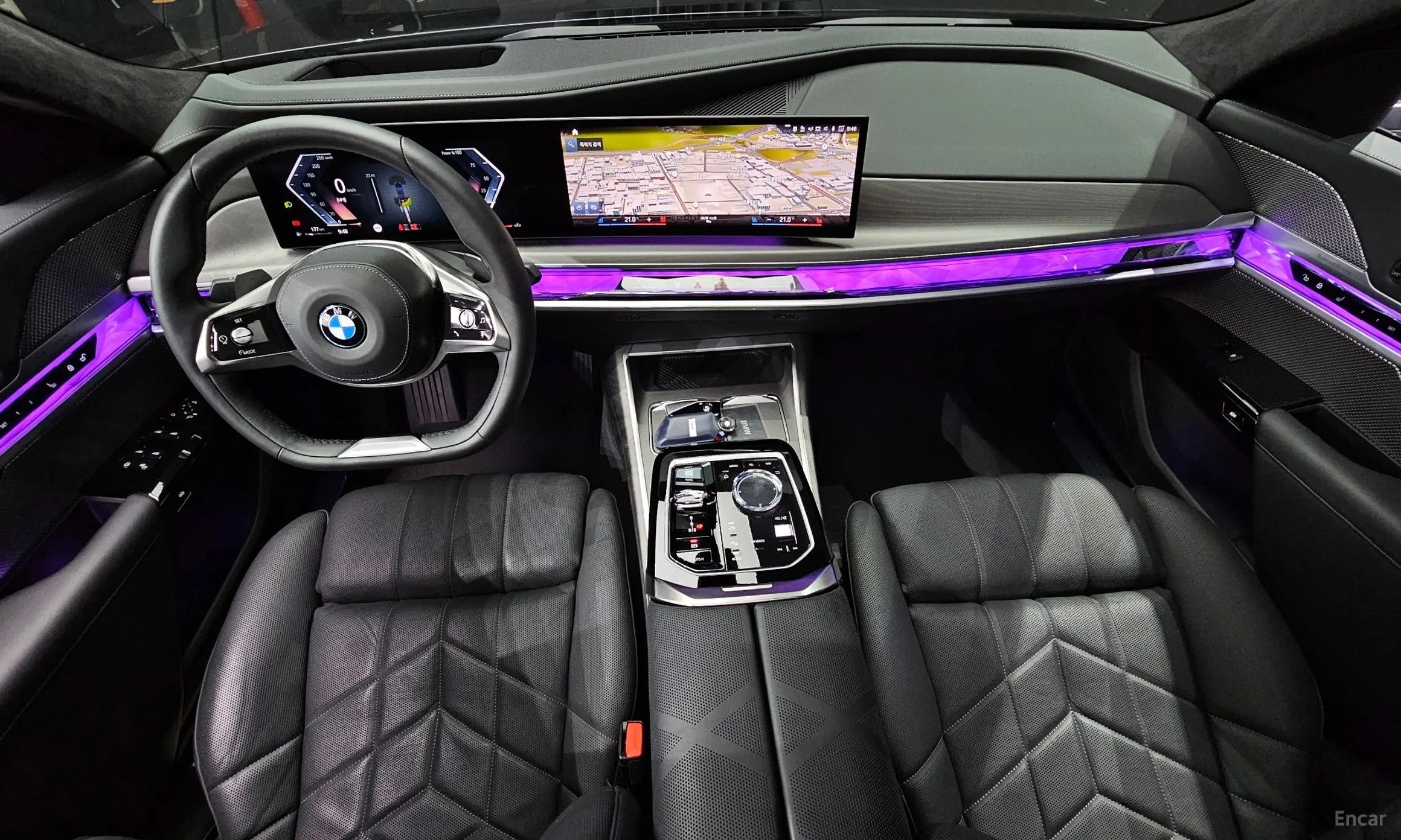 BMW 7 Series (G70) превью 4