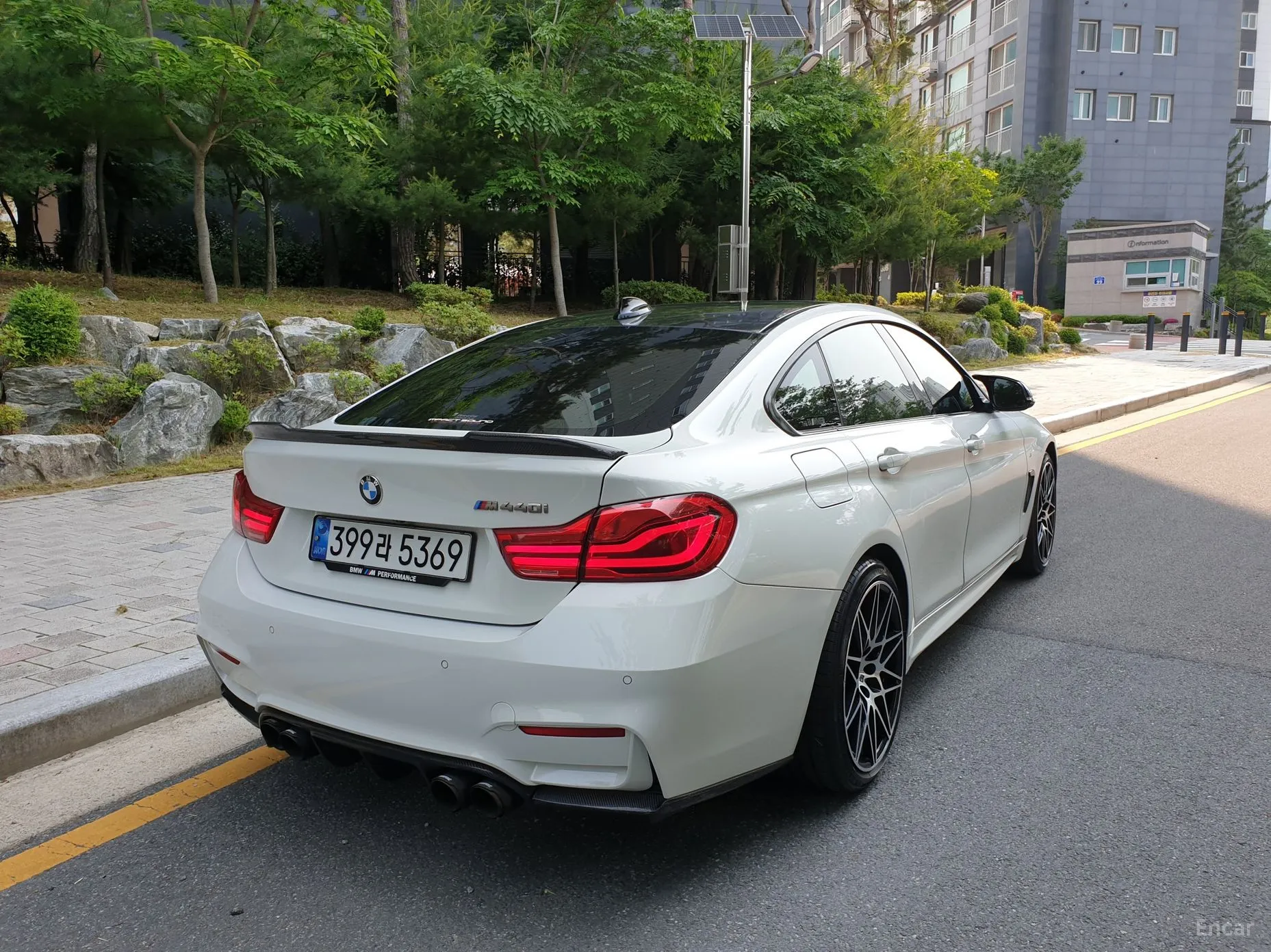BMW Series 4 (F32) превью 4