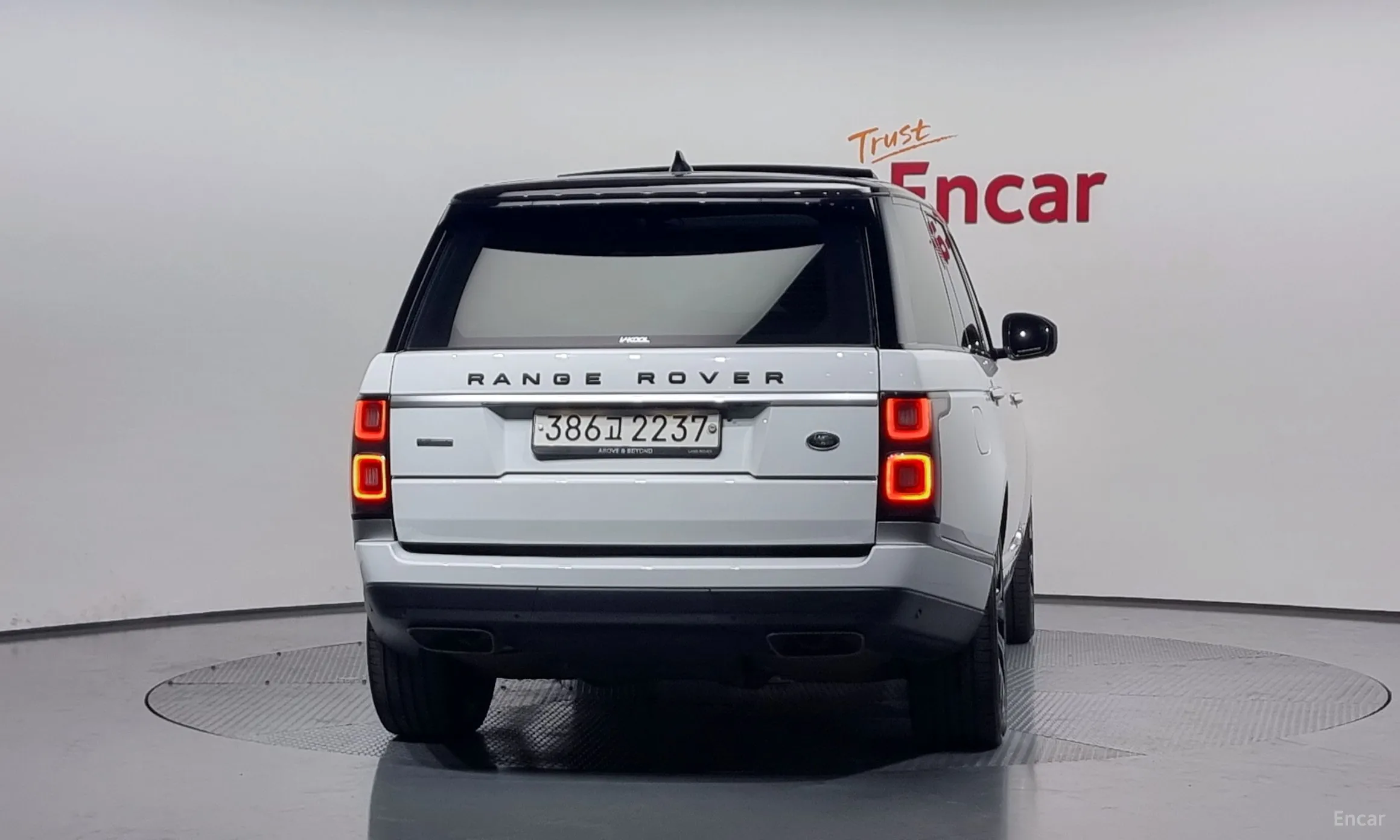 Land Rover Range Rover 4th Generation превью 3