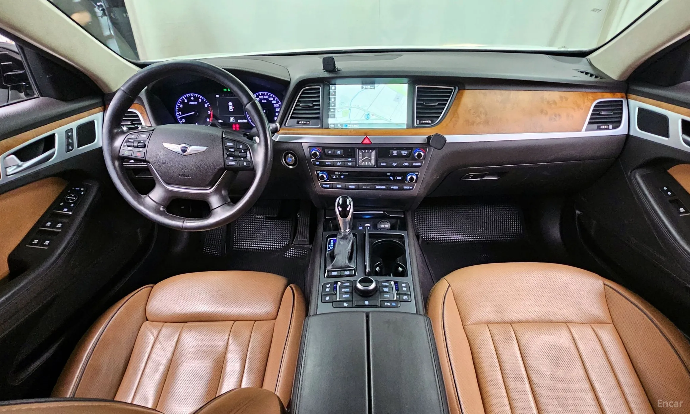 Hyundai Genesis DH превью 4