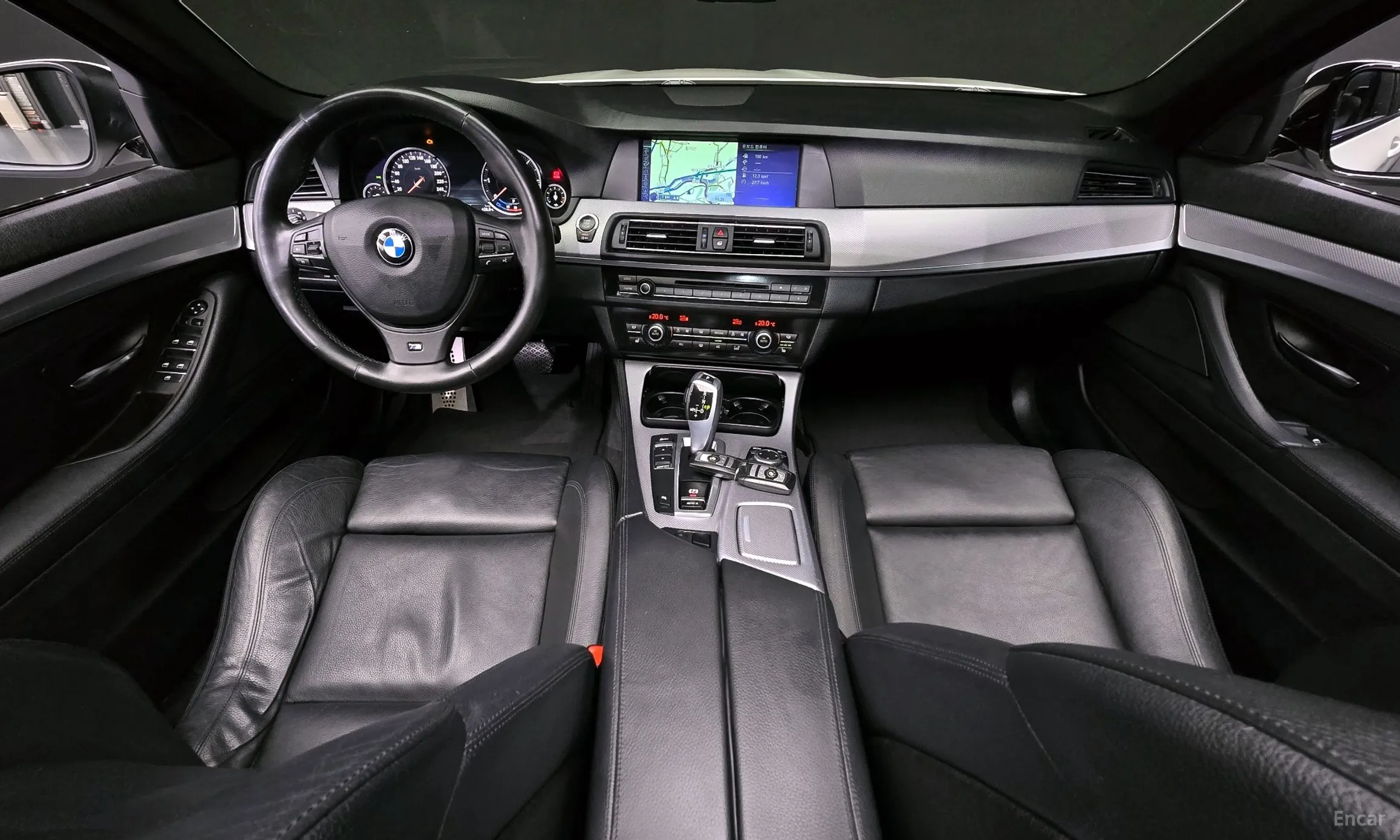 BMW 5 Series (F10) превью 4
