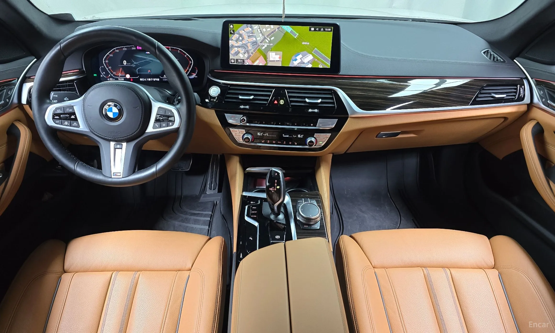 BMW 5 Series (G30) превью 4