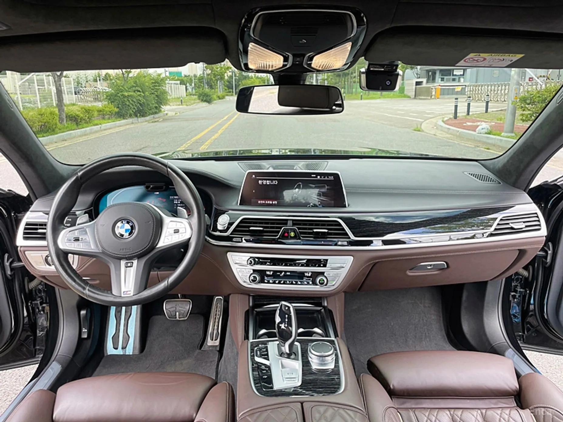 BMW 7 Series (G11) превью 4