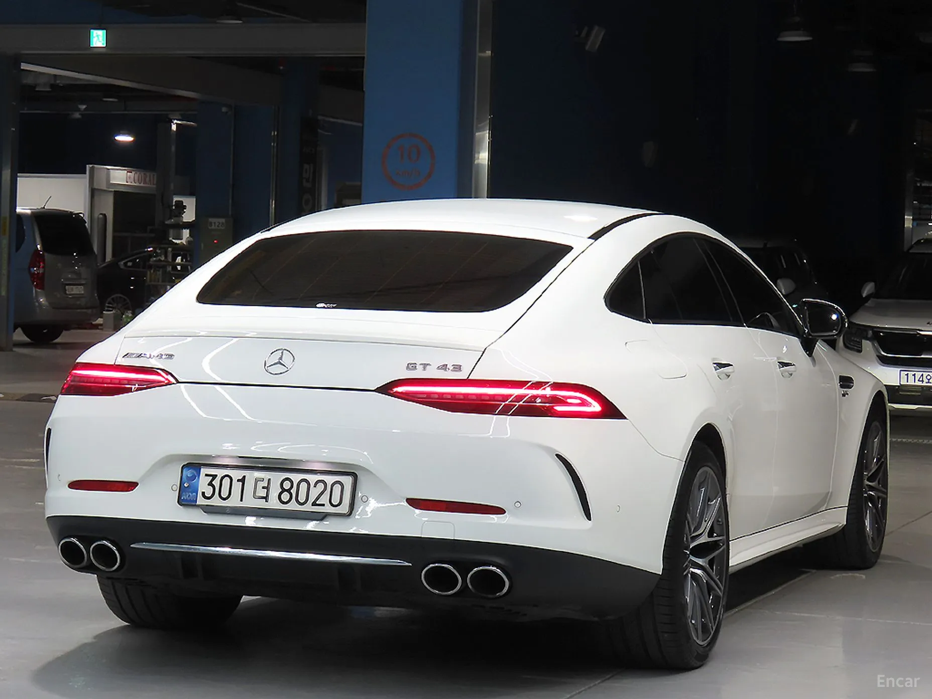 Mercedes Benz AMG GT превью 3