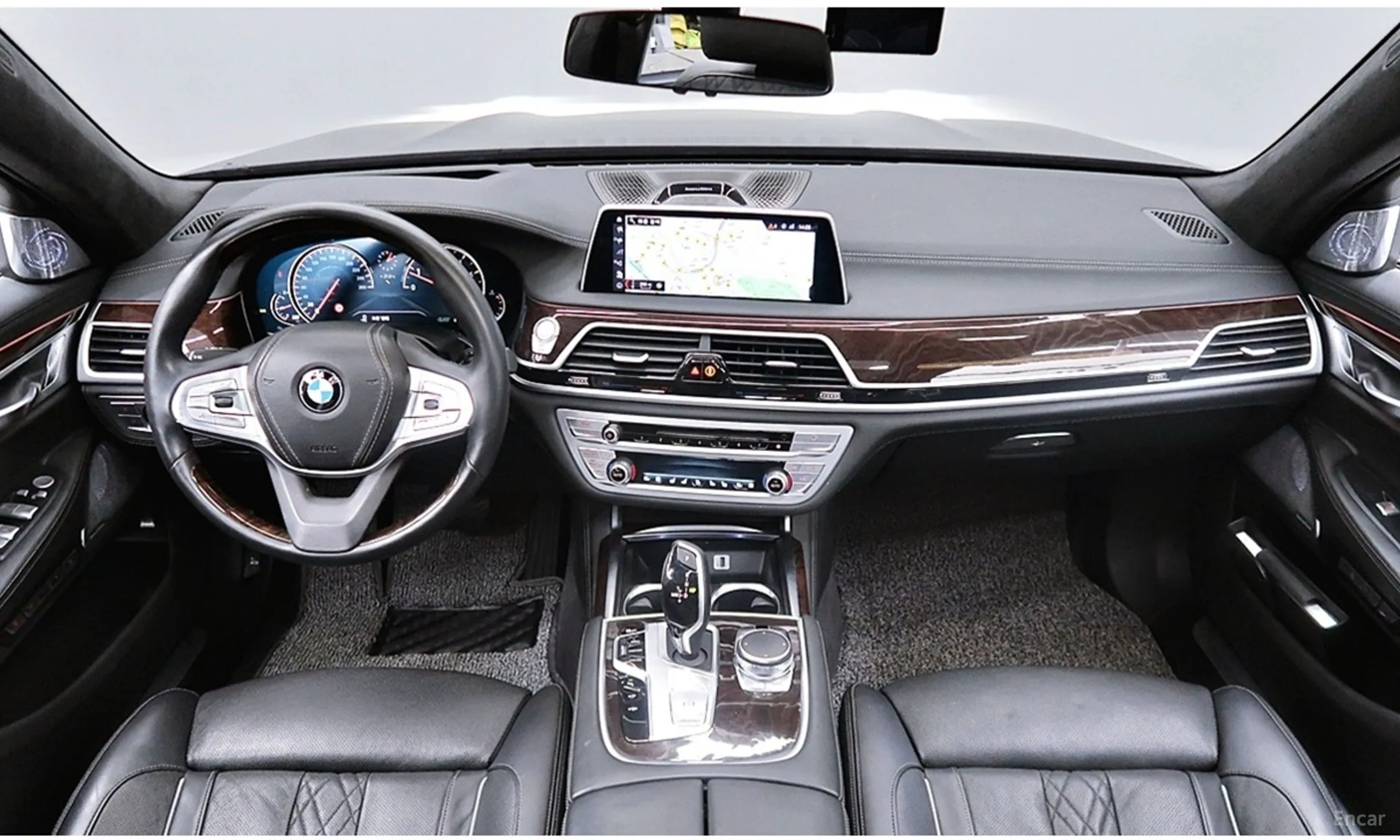 BMW 7 Series (G11) превью 4