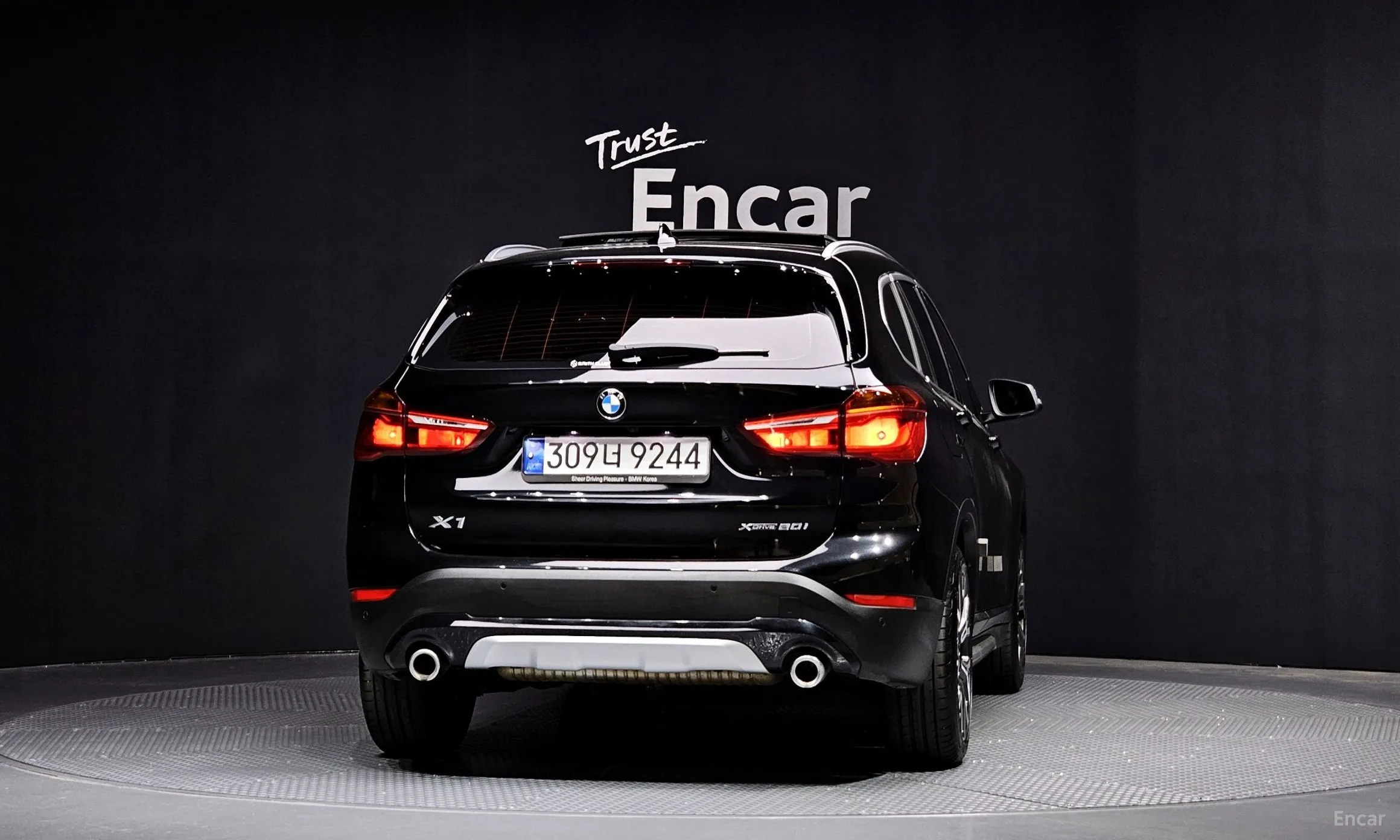 BMW X1 (F48) превью 3
