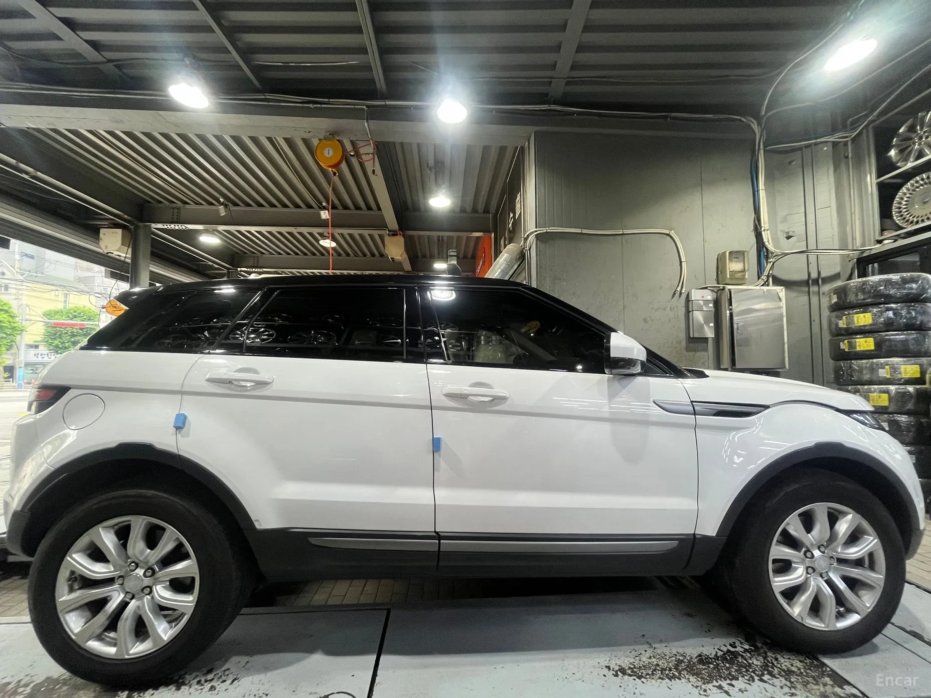Land Rover Range Rover Evoque превью 2
