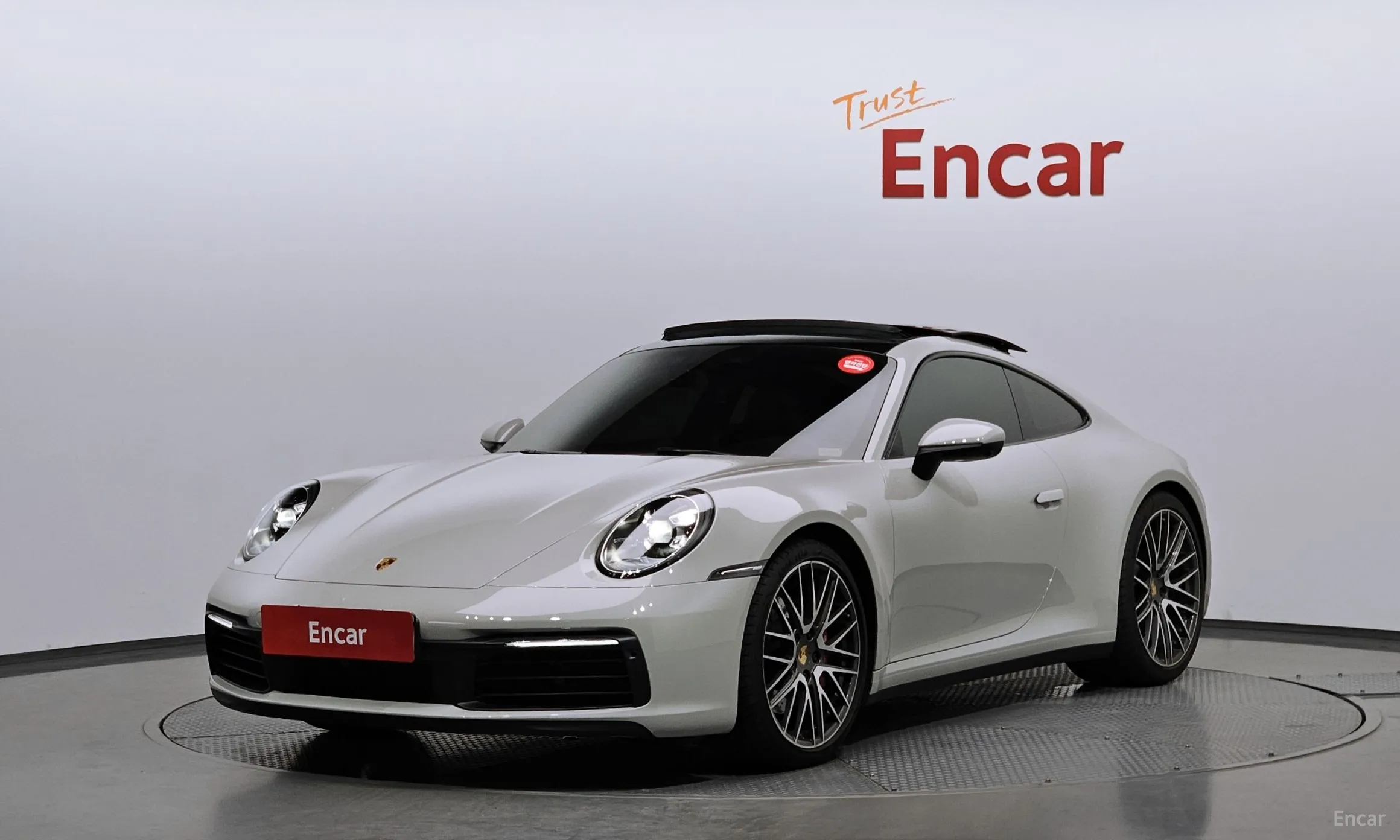 Porsche 911 (992)