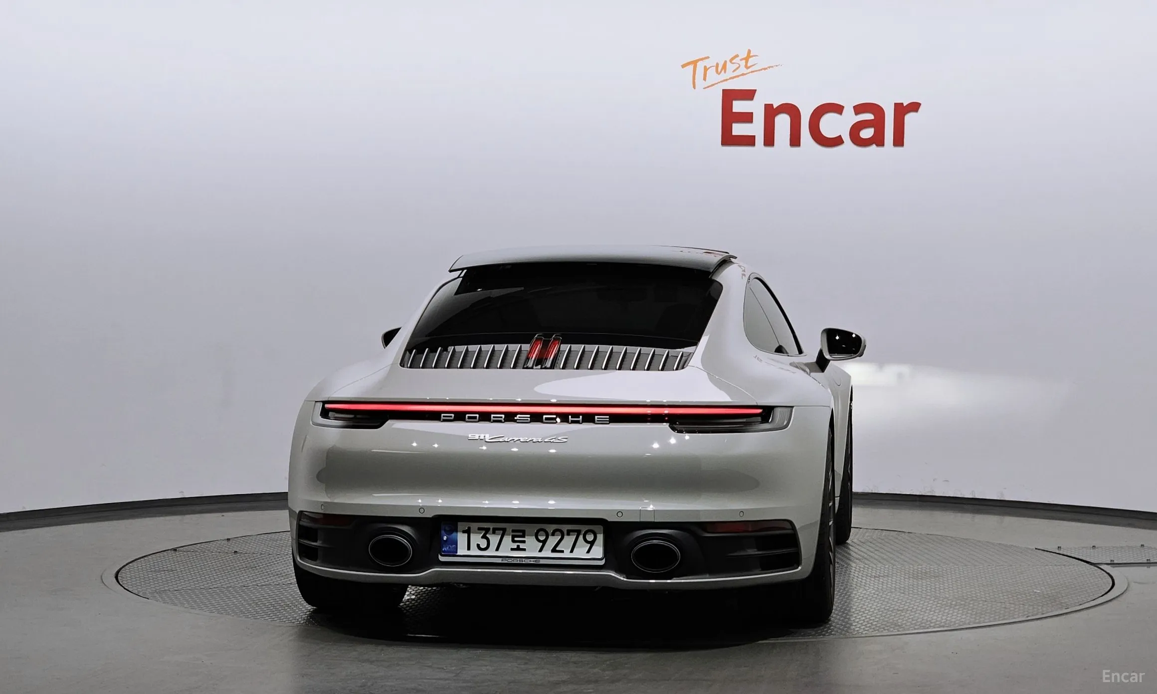 Porsche 911 (992) превью 3