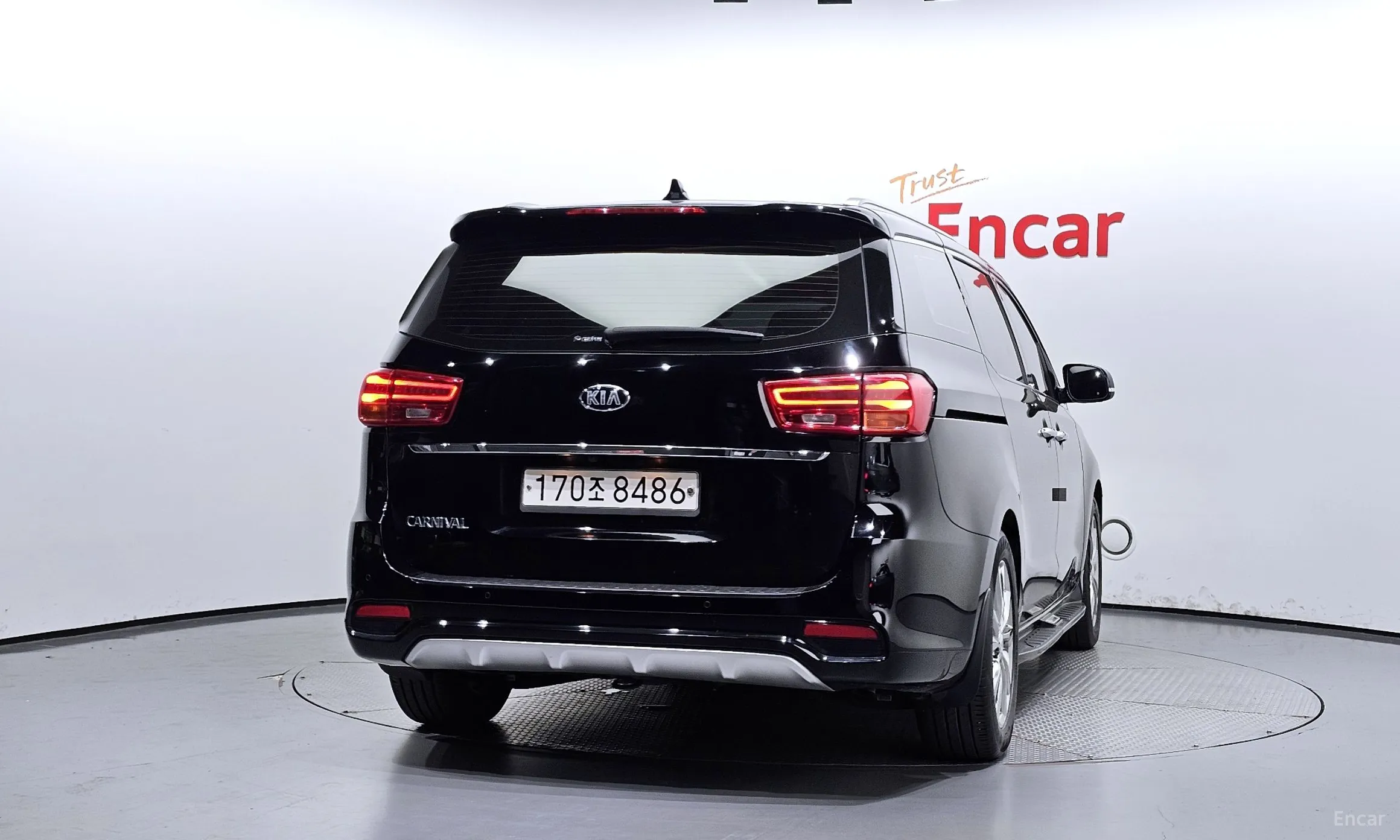 Kia Carnival превью 3