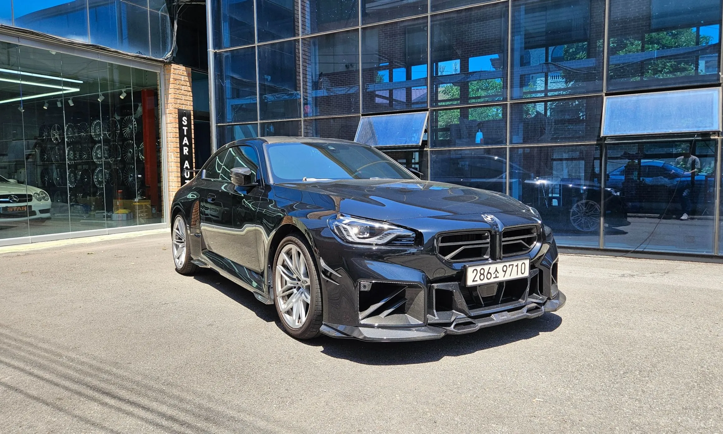 BMW M2 (G87)