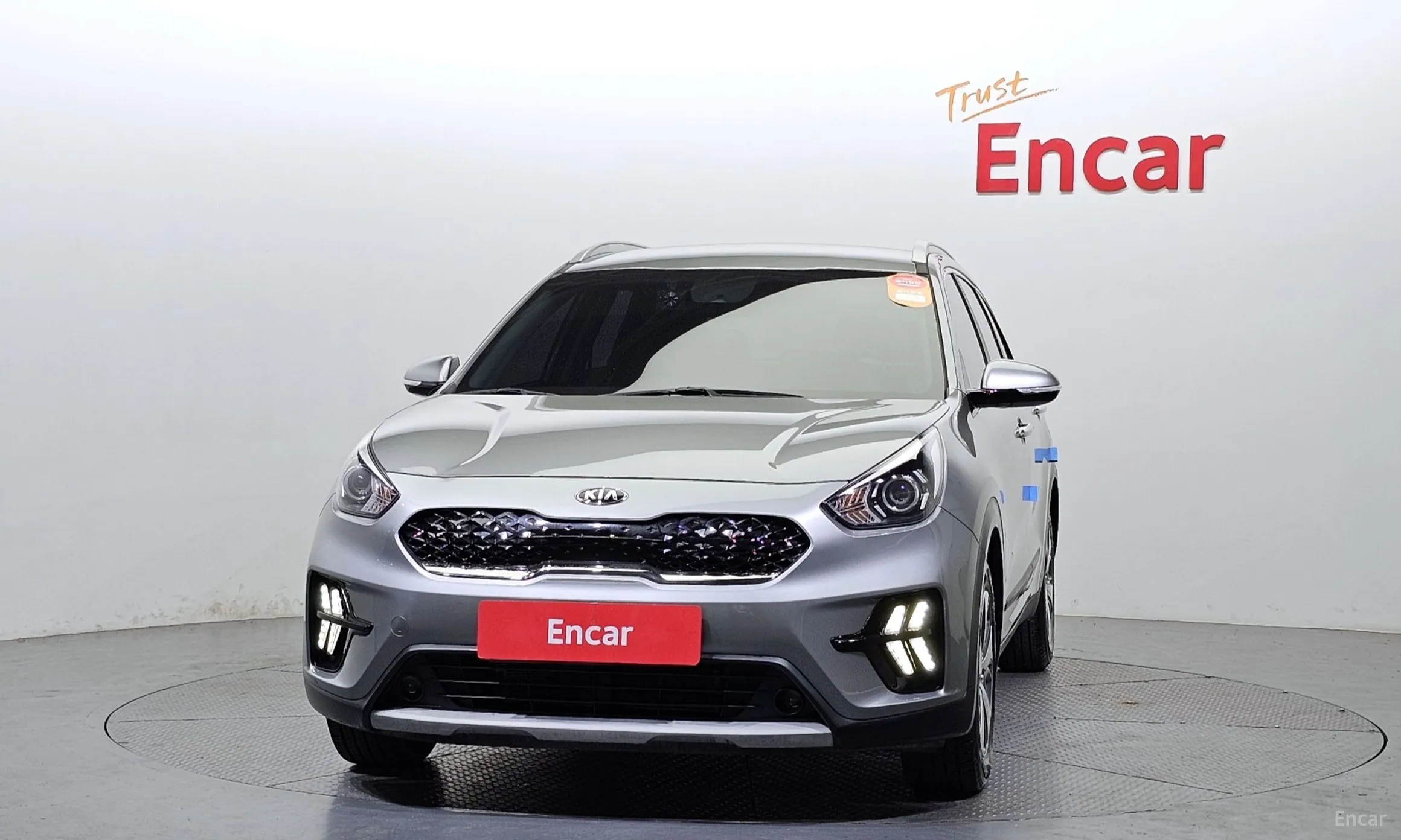 Kia Niro превью 2