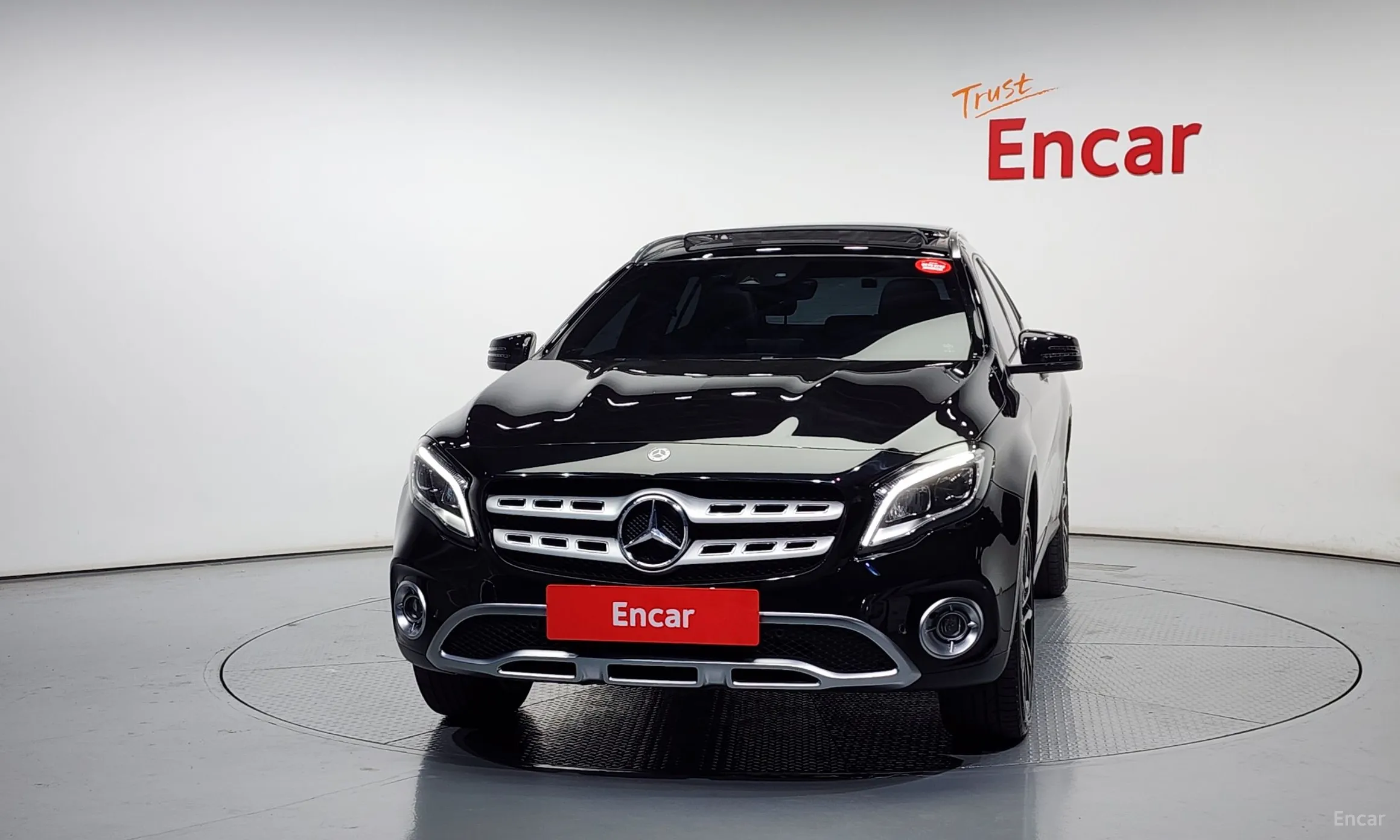 Mercedes Benz GLA-Class X156
