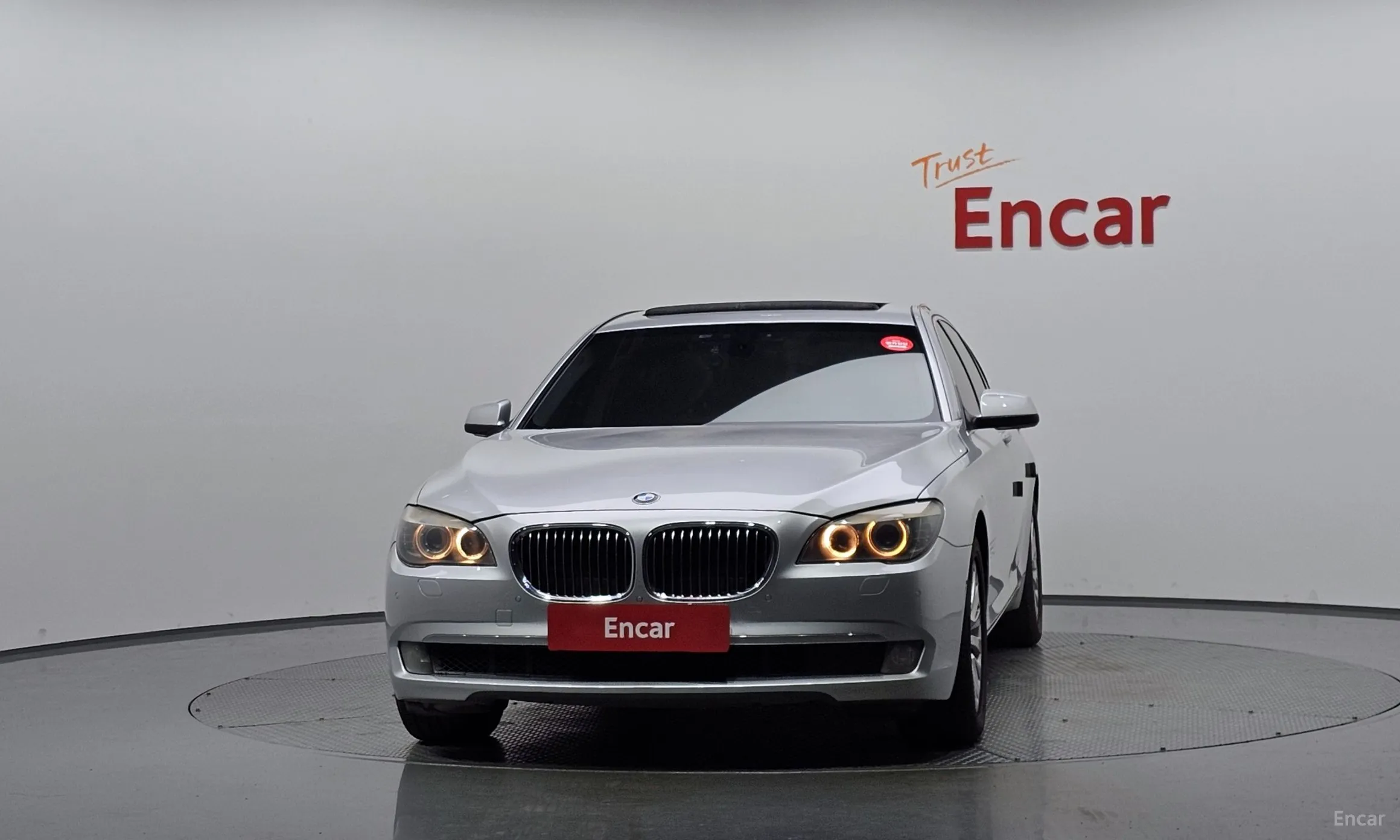 BMW 7 Series (F01) превью 2