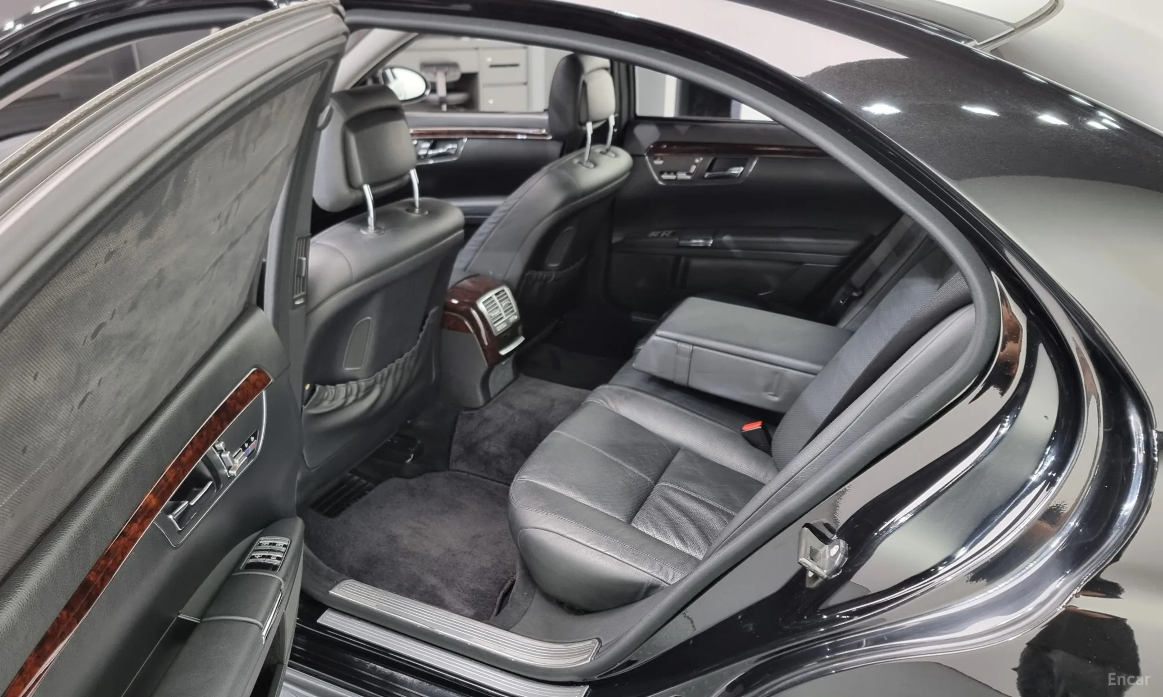 Mercedes Benz S-Class W221 превью 11