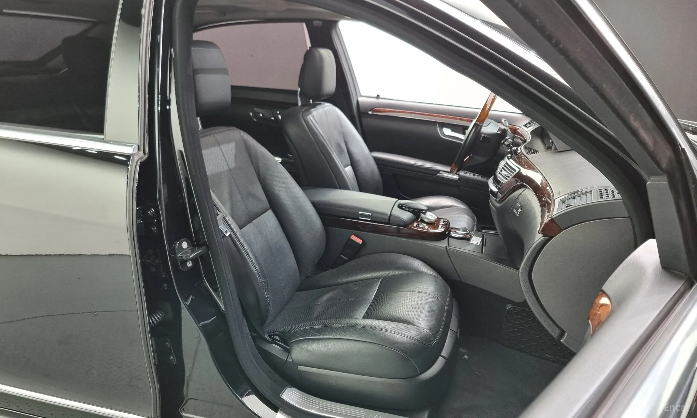Mercedes Benz S-Class W221 превью 12