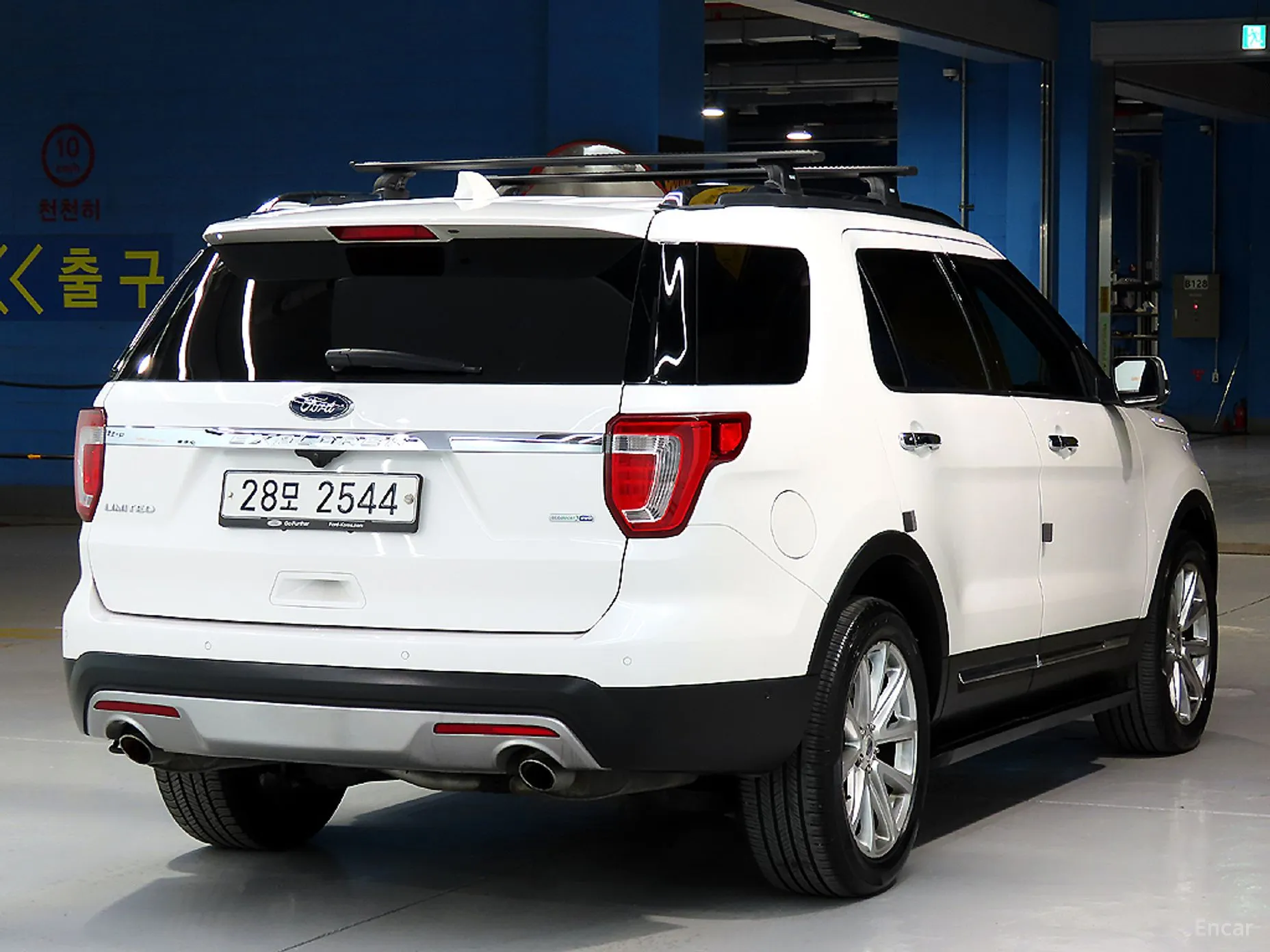 Ford Explorer превью 2