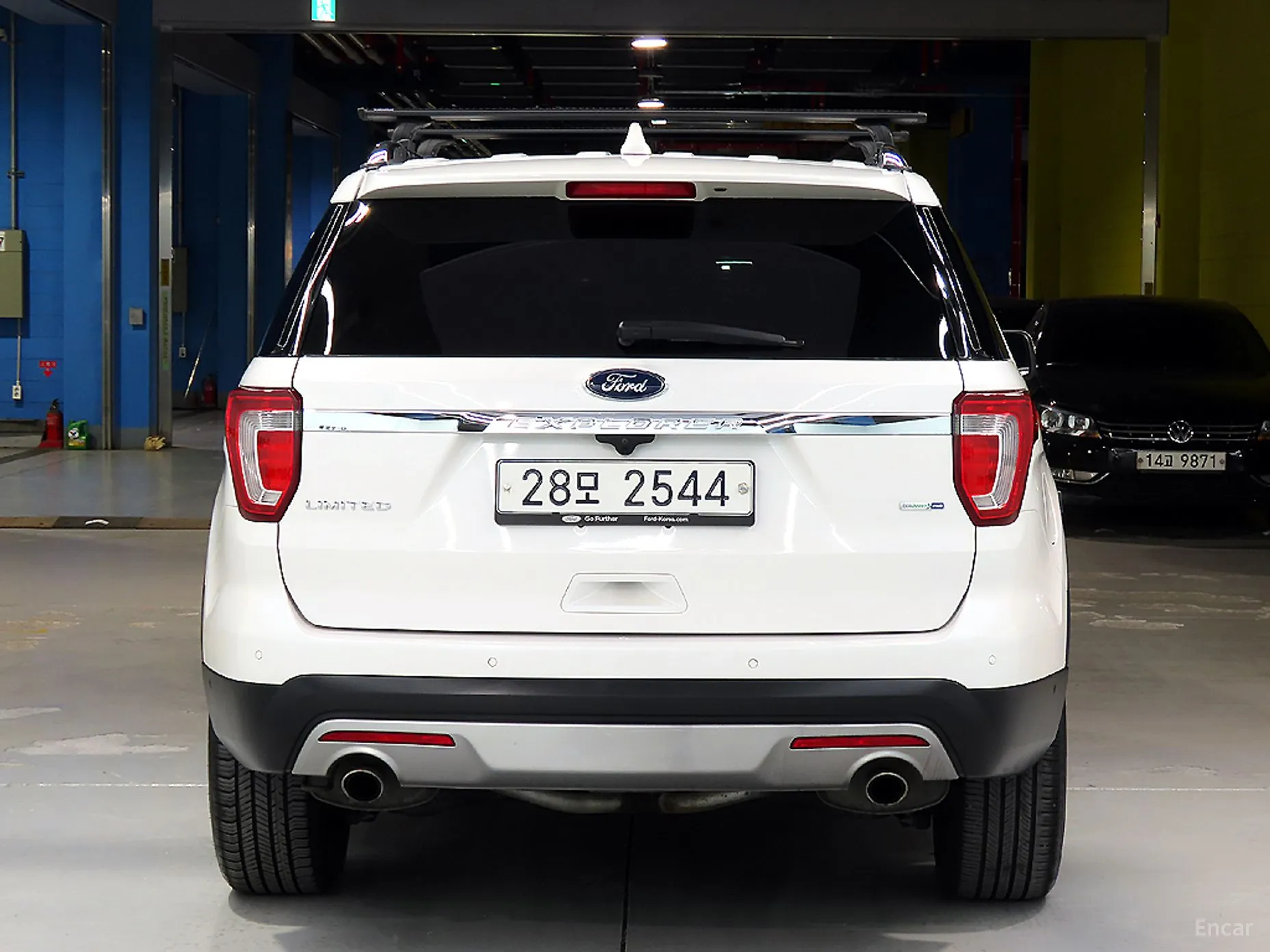 Ford Explorer превью 4