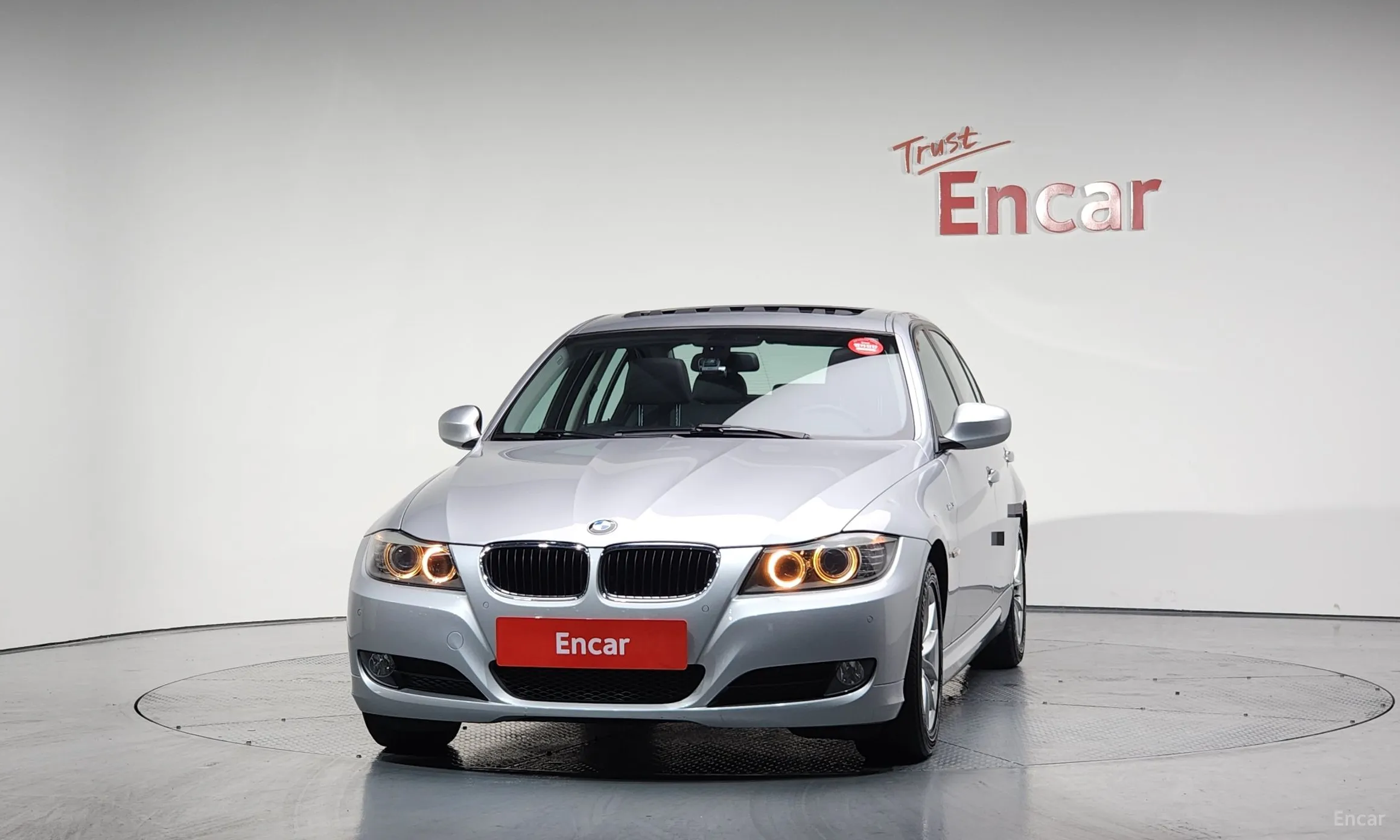 BMW 3 Series (E90) превью 2