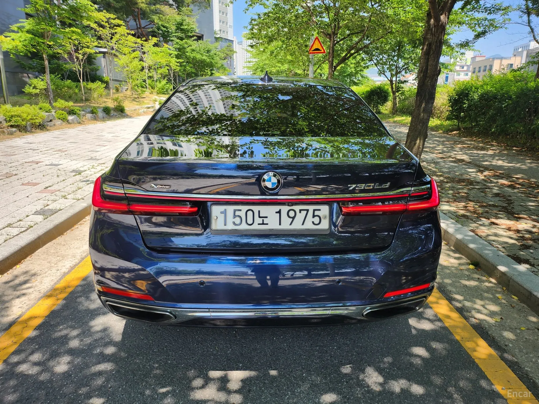 BMW 7 Series (G11) превью 3
