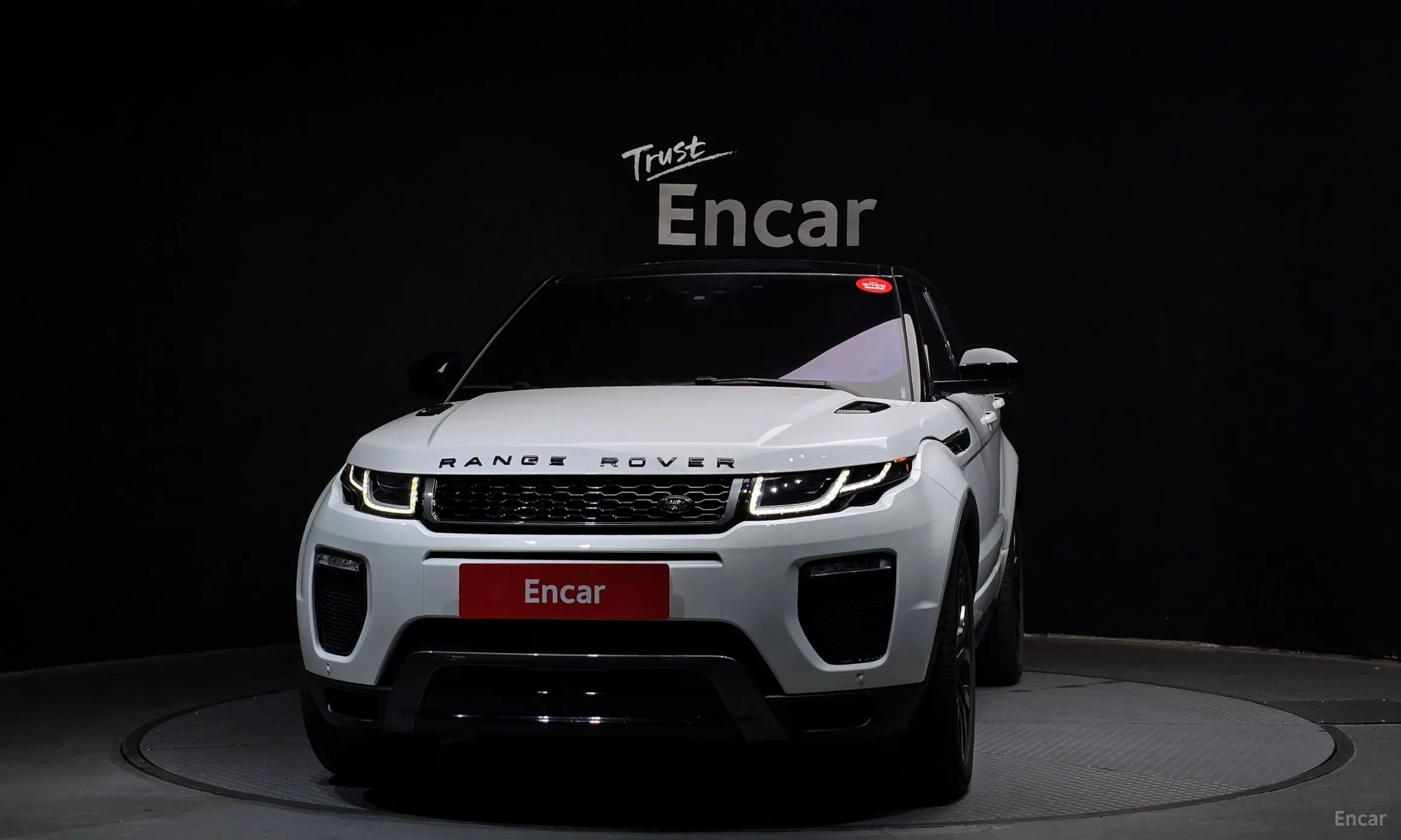 Land Rover Range Rover Evoque превью 2