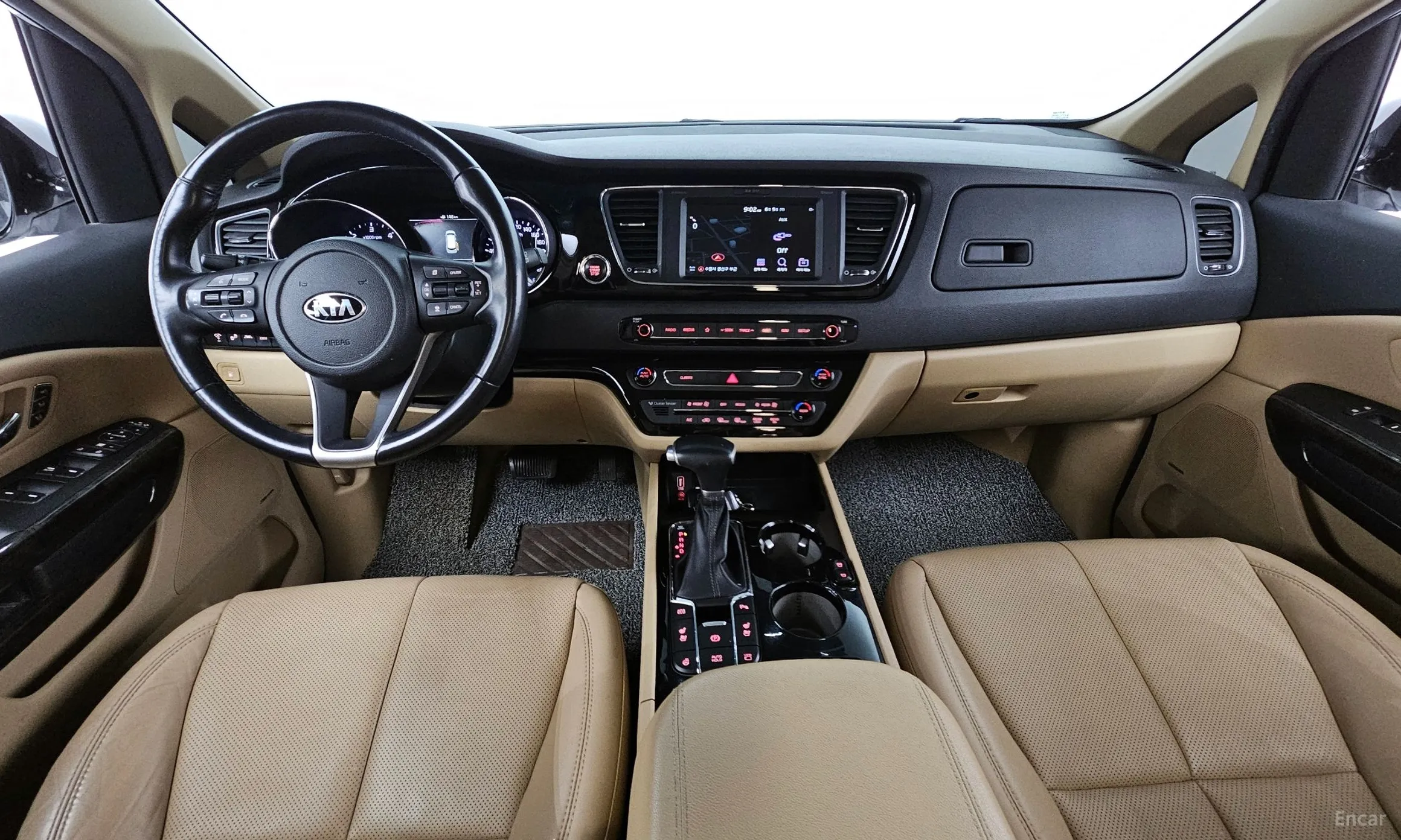 Kia Carnival превью 4