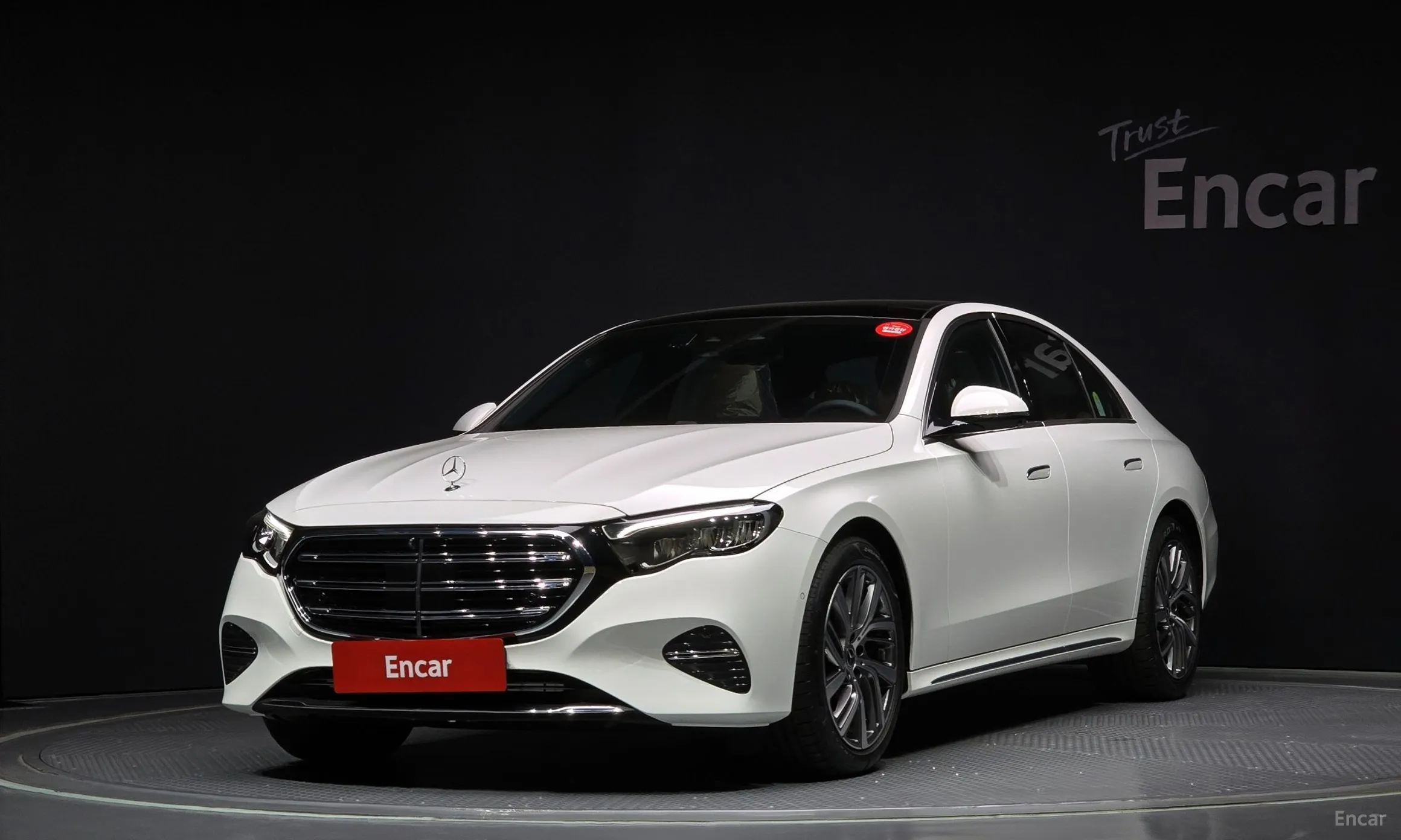 E-Class W214