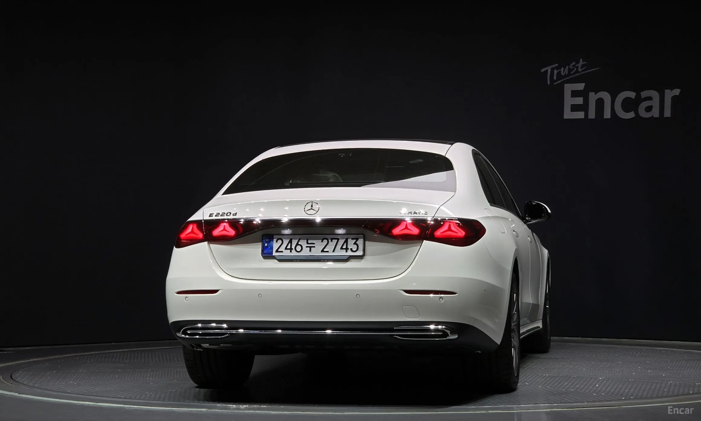 Mercedes Benz E-Class W214 превью 3