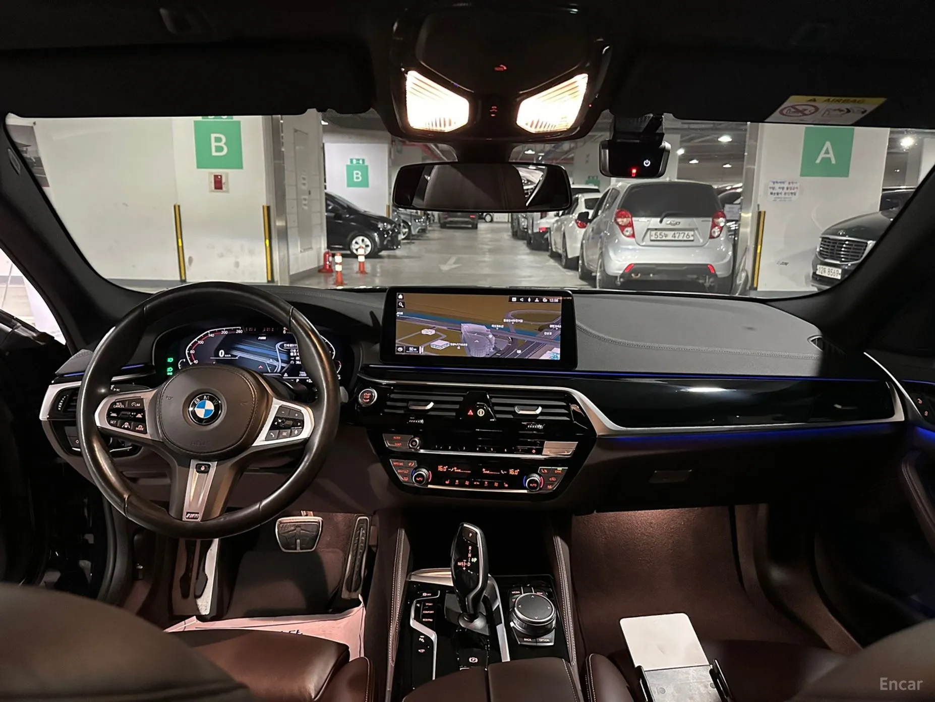 BMW 5 Series (G30) превью 4