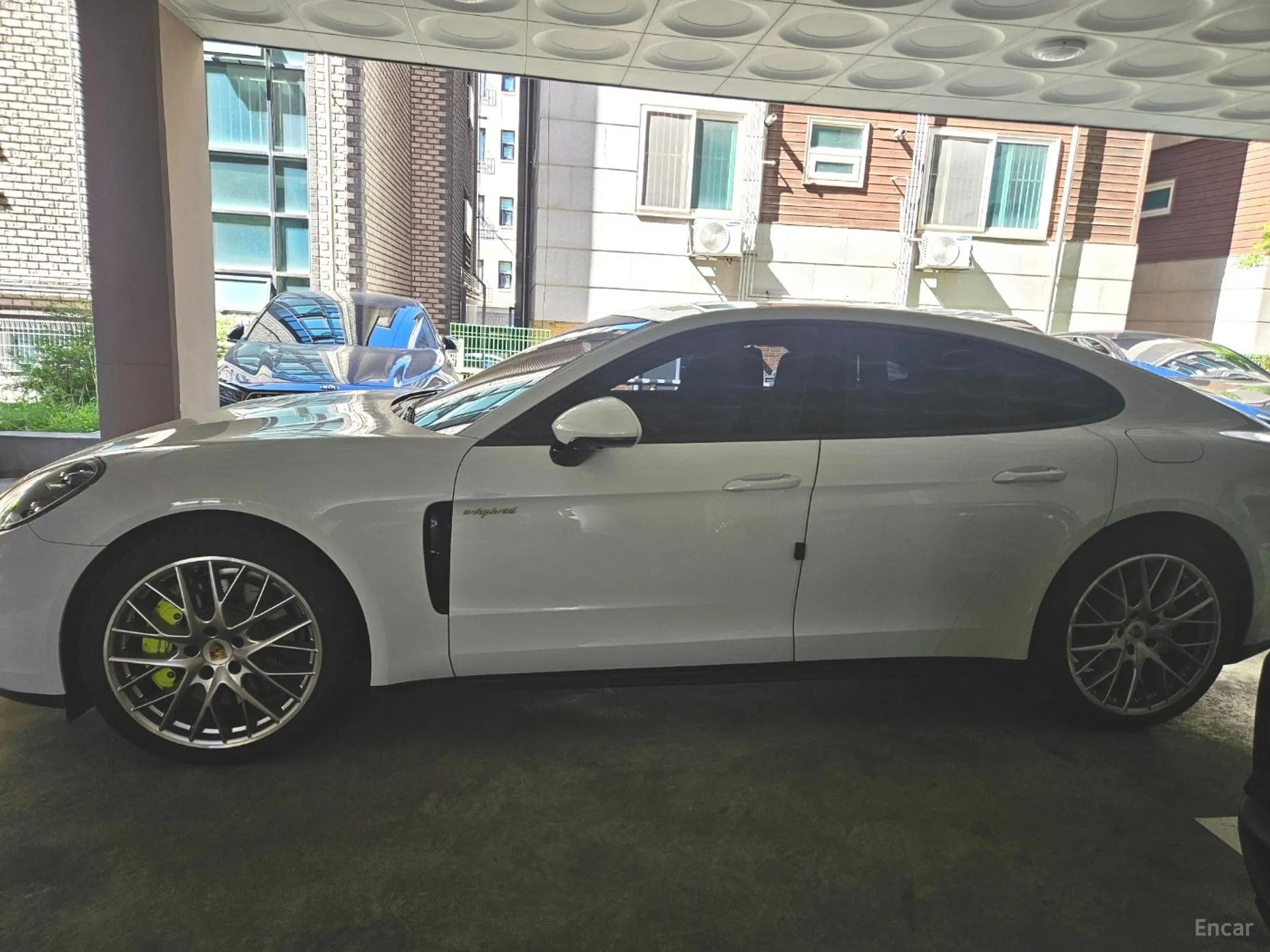 Porsche Panamera (971) превью 3