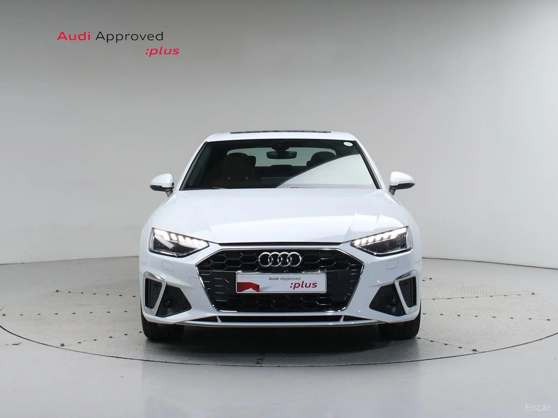Audi A4 (B9) превью 2
