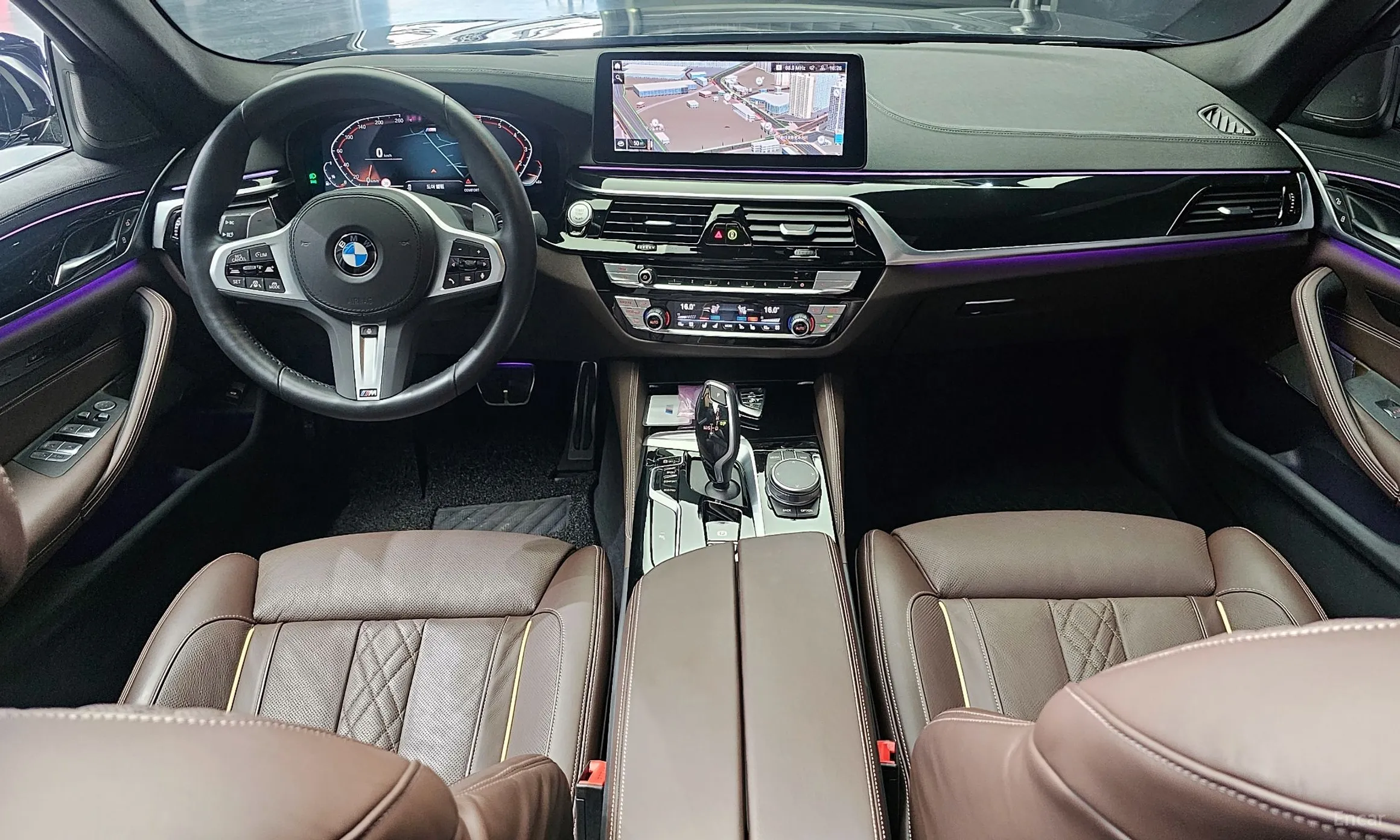 BMW 5 Series (G30) превью 4