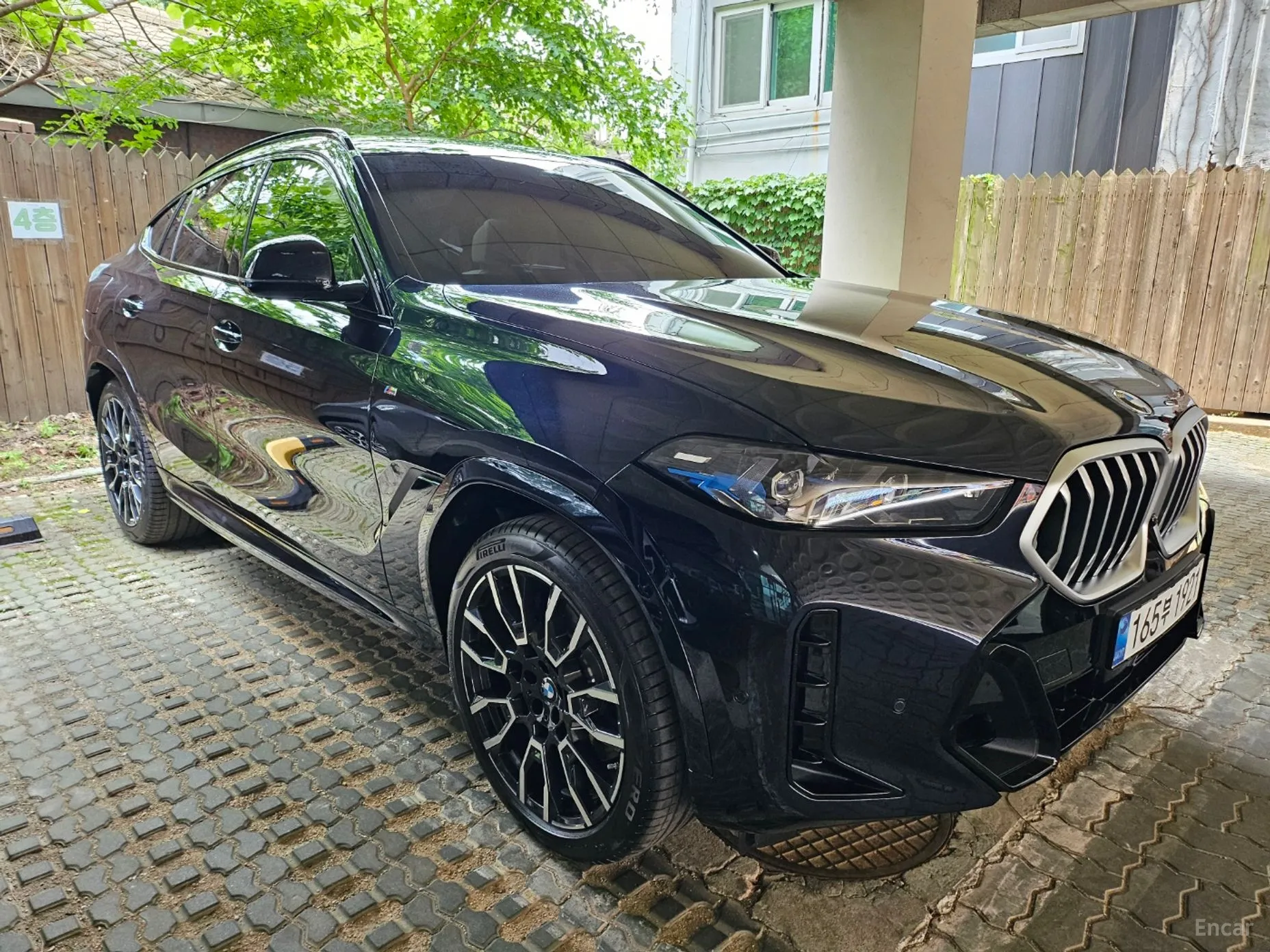 BMW X6 (G06)