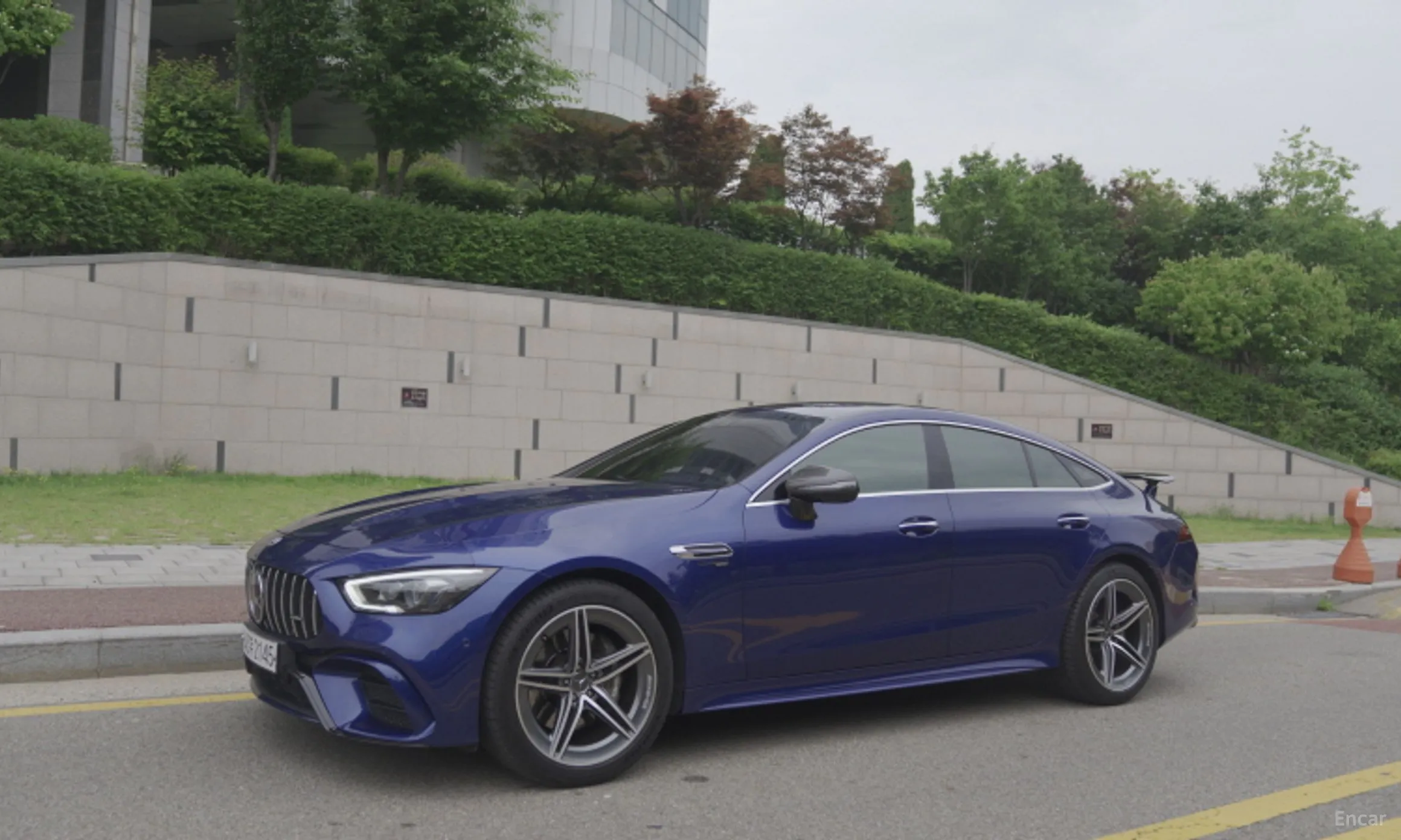 Mercedes Benz AMG GT превью 4