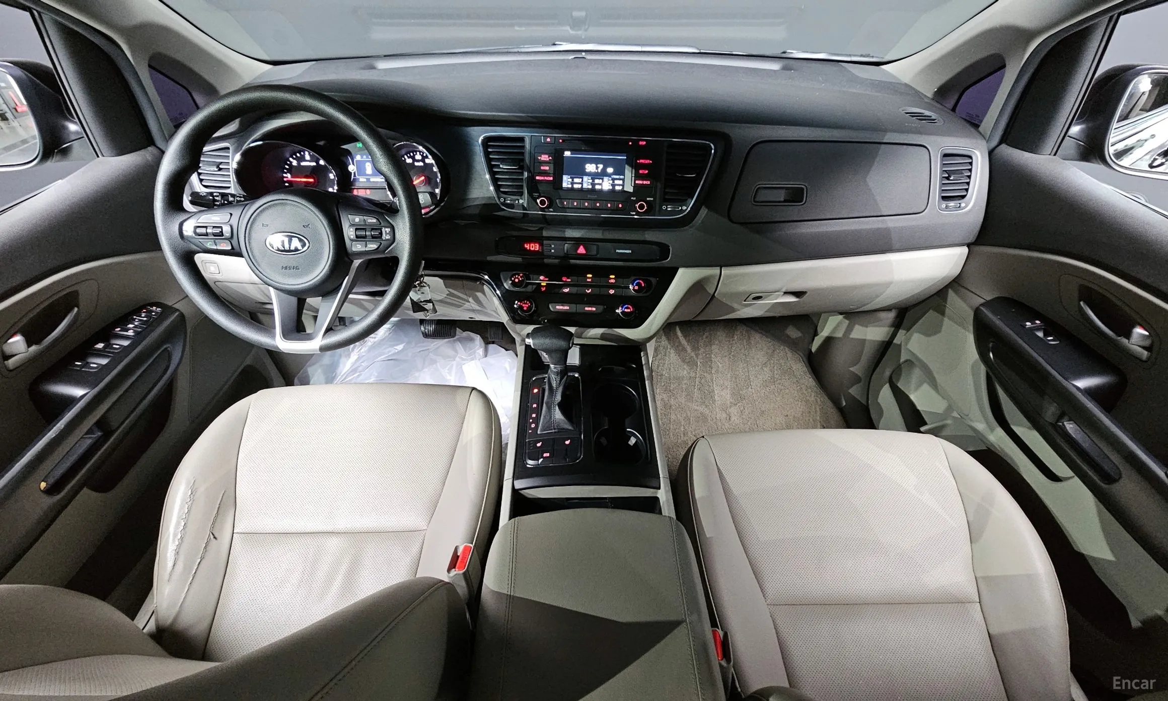 Kia Carnival превью 4