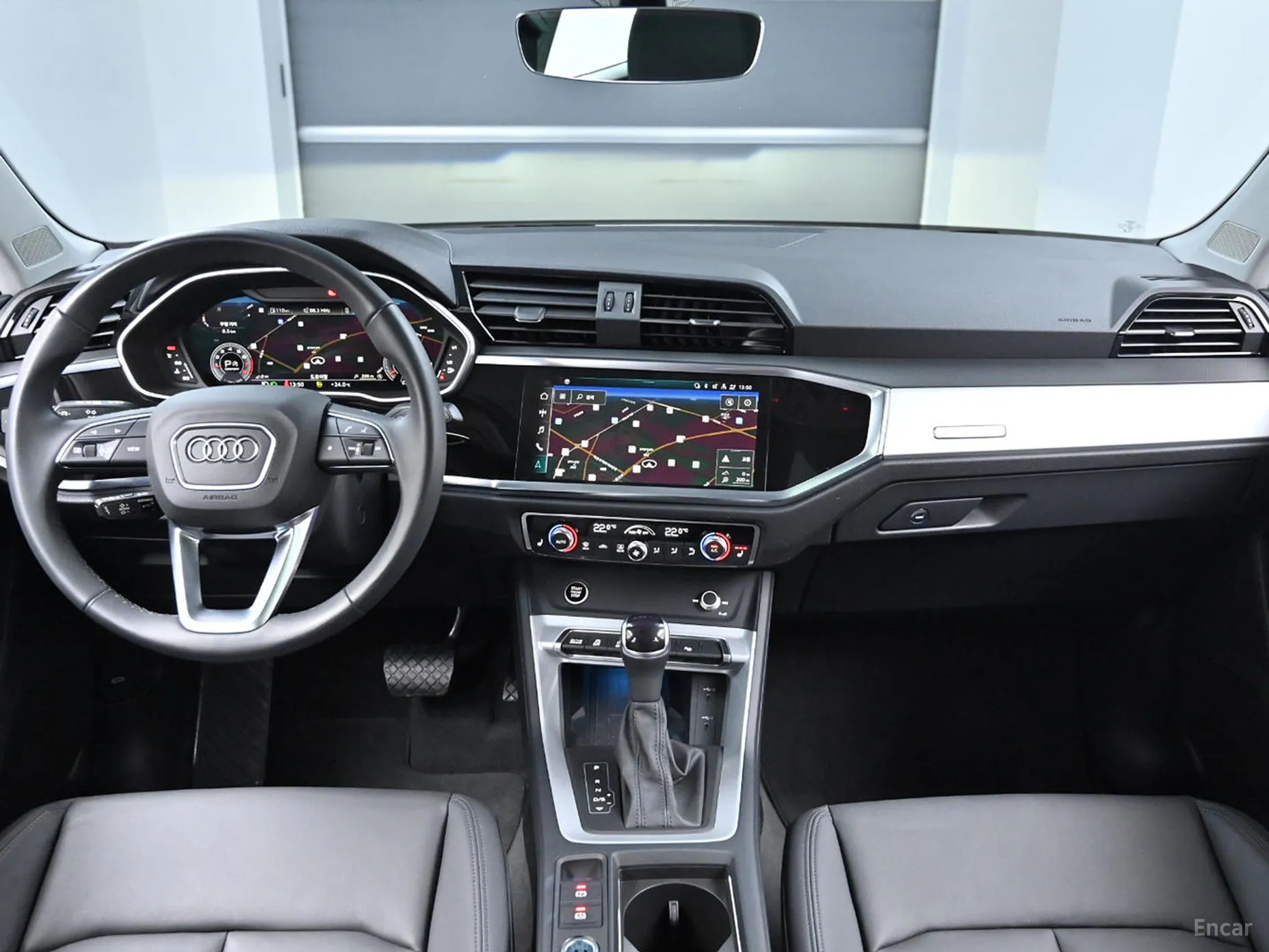 Audi Q3 (F3) превью 4