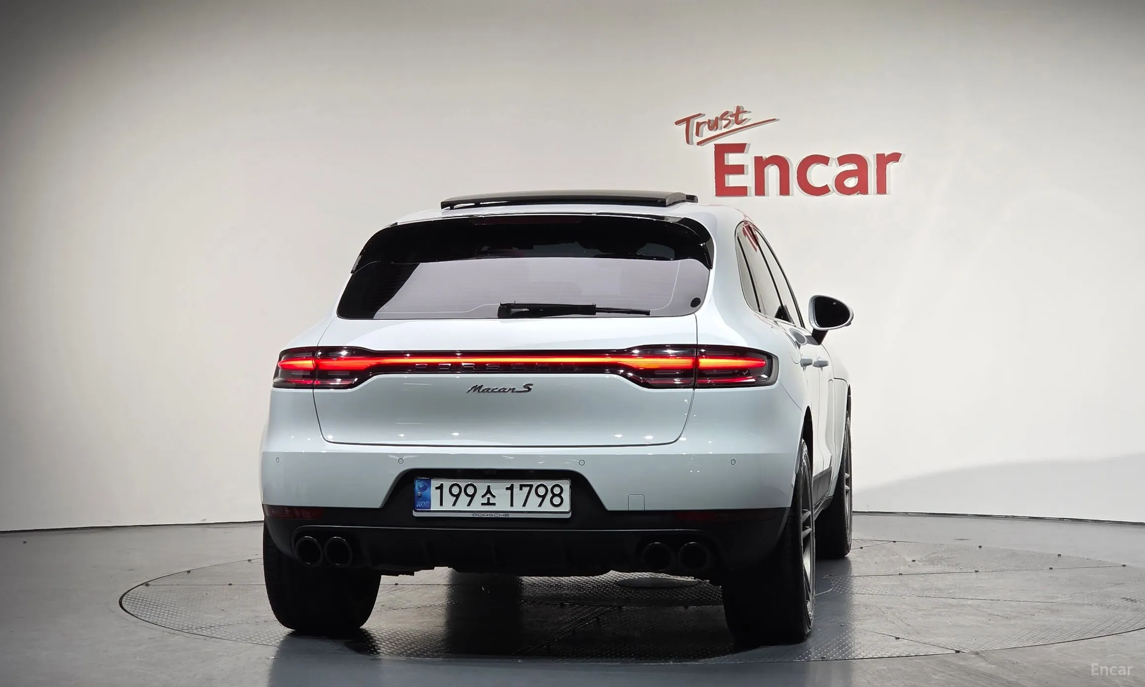 Porsche Macan превью 3